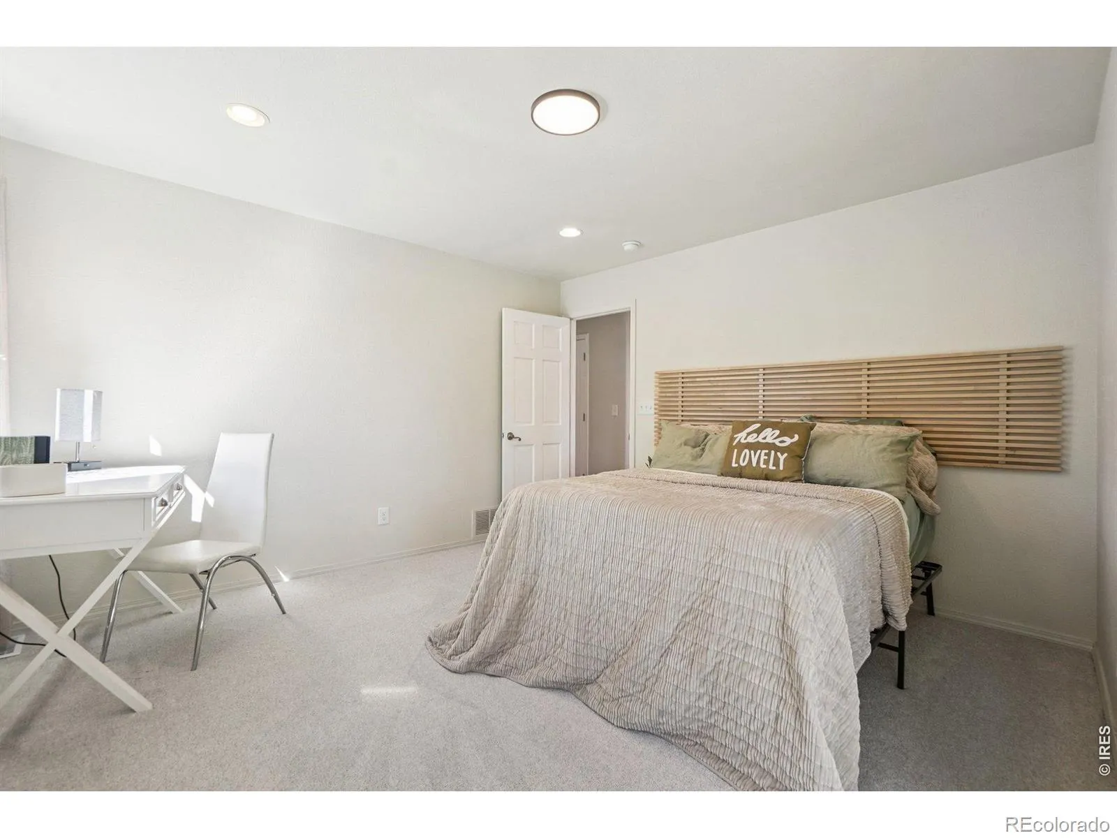 1370 Foxtail Drive Broomfield CO 80020 MLS #RECIR1056971 04192026221023 1600 23