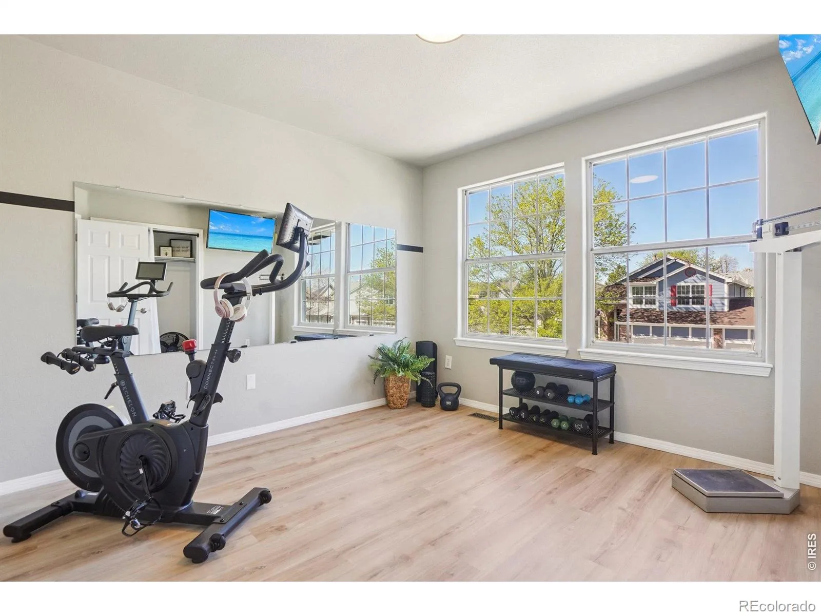 1370 Foxtail Drive Broomfield CO 80020 MLS #RECIR1056971 04192026221023 1600 26