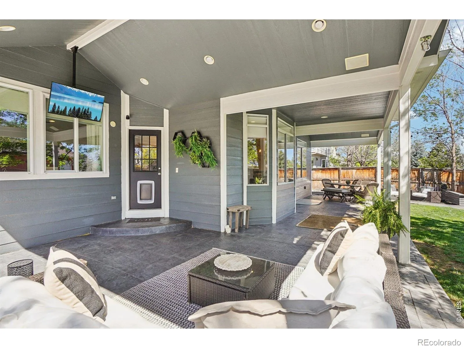 1370 Foxtail Drive Broomfield CO 80020 MLS #RECIR1056971 04192026221023 1600 43