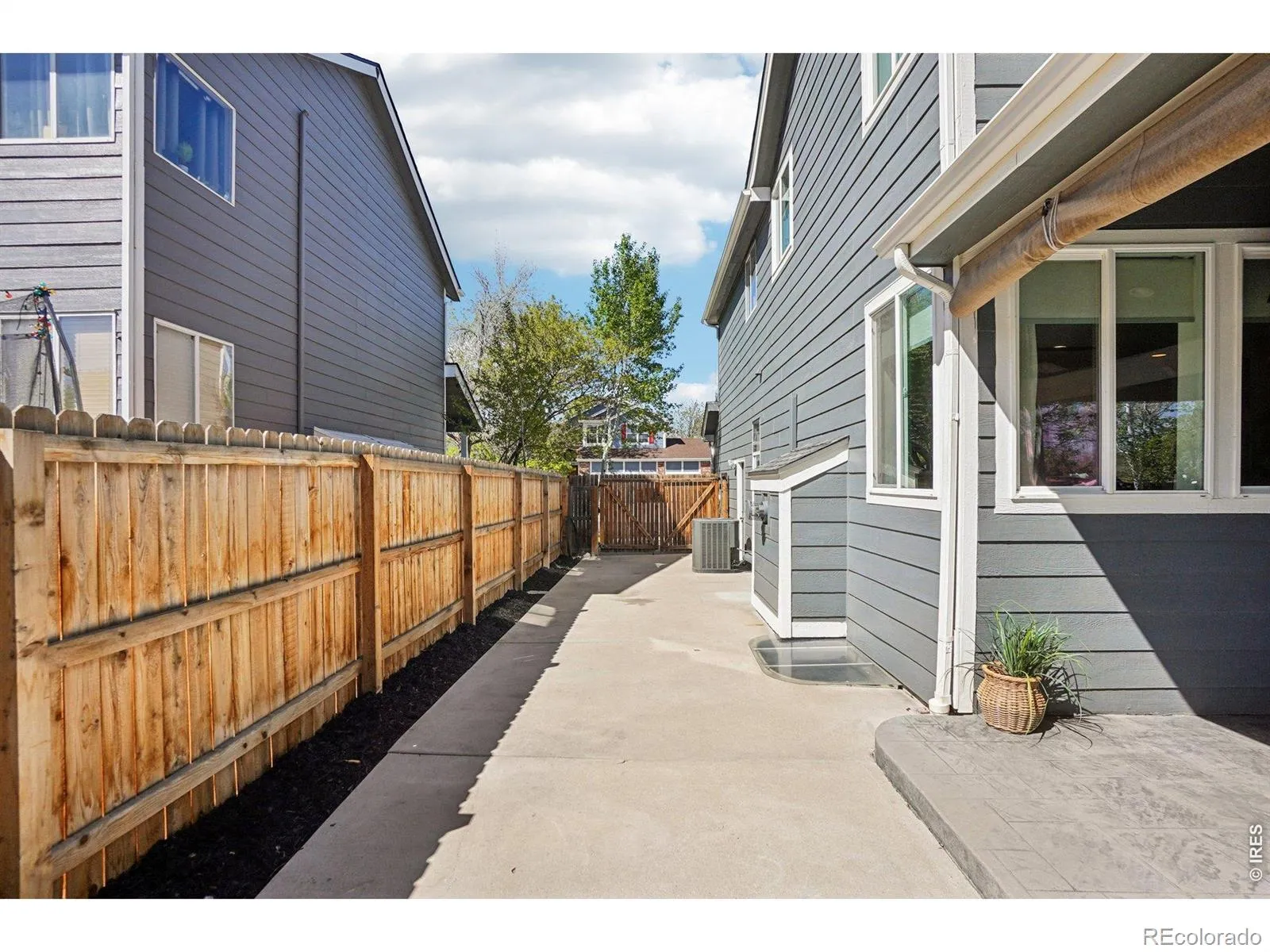 1370 Foxtail Drive Broomfield CO 80020 MLS #RECIR1056971 04192026221023 1600 47