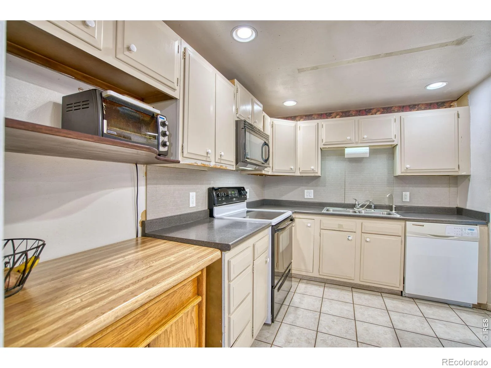36 Placer Avenue Longmont CO 80504 | MLS #RECIR1057071 08242026072152 1600 9