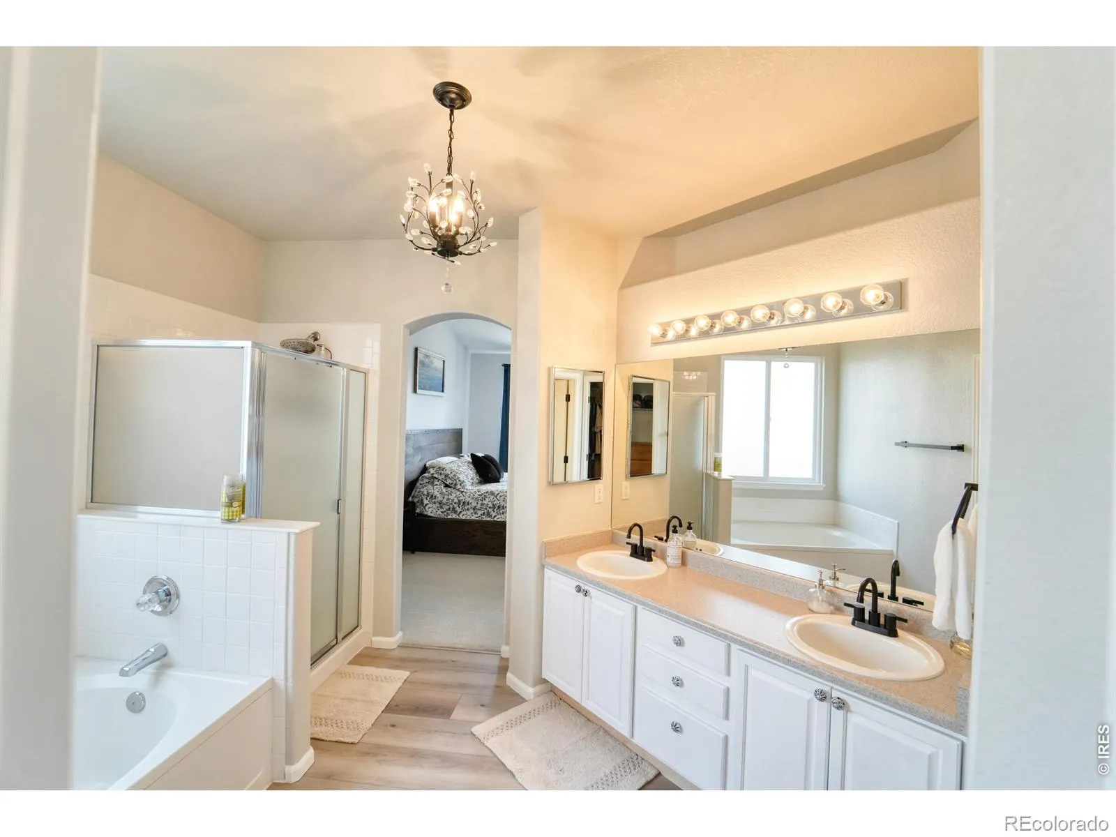 984 Glenarbor Circle Longmont CO 80504 MLS #RECIR1057142 04222026164530 1600 15