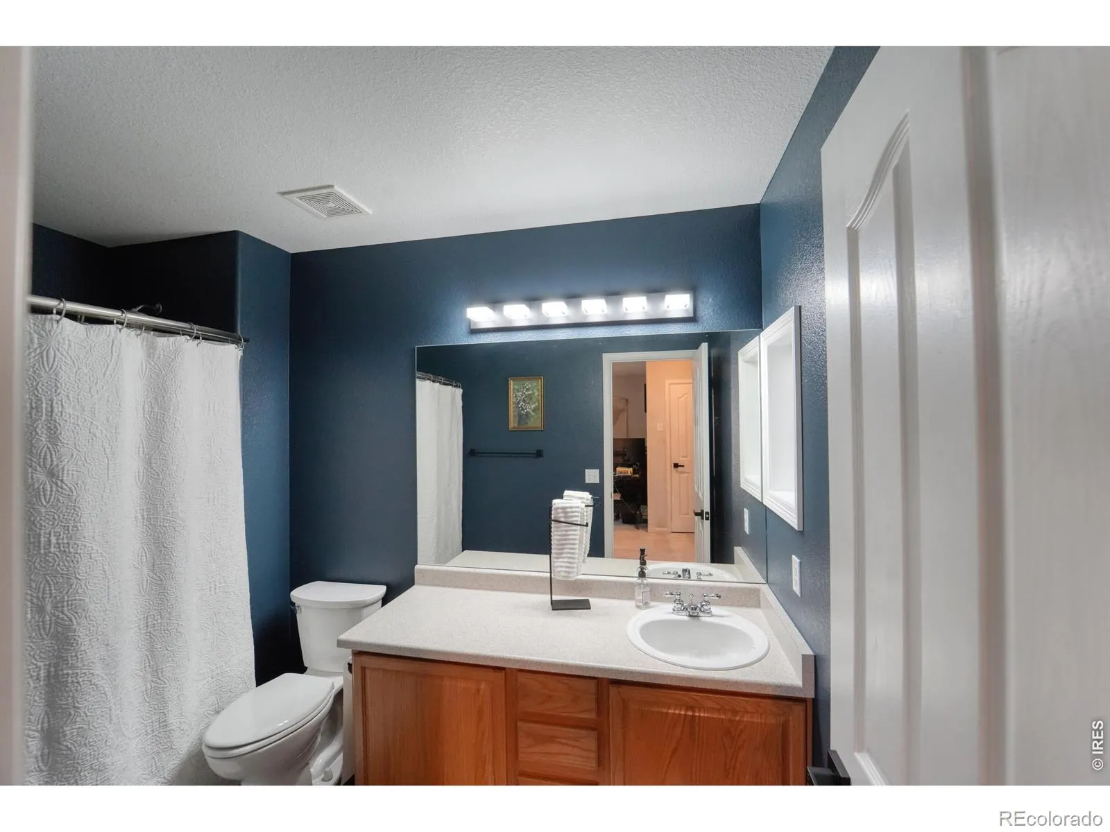 984 Glenarbor Circle Longmont CO 80504 MLS #RECIR1057142 04222026164530 1600 25