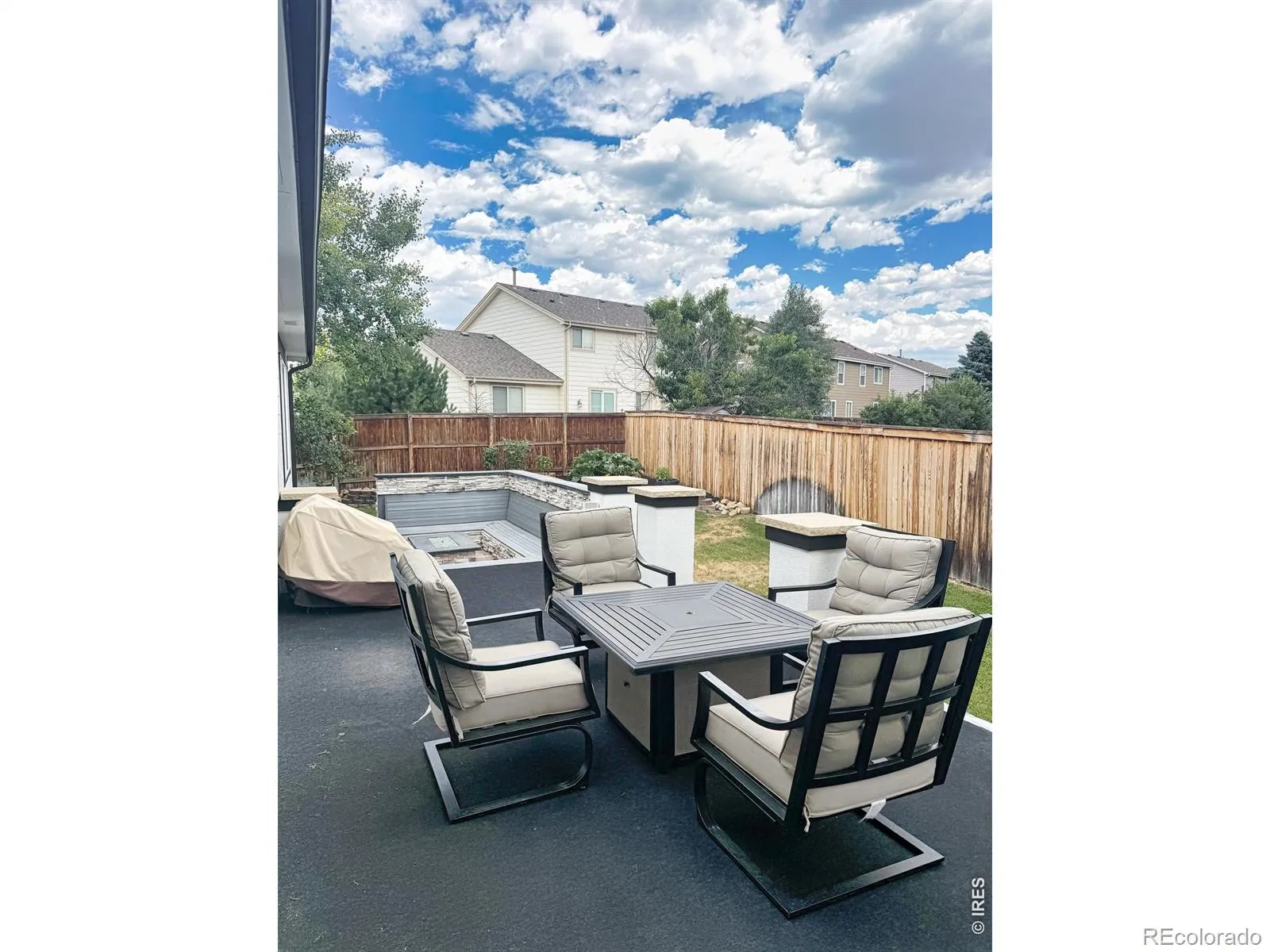 984 Glenarbor Circle Longmont CO 80504 MLS #RECIR1057142 04222026164530 1600 34
