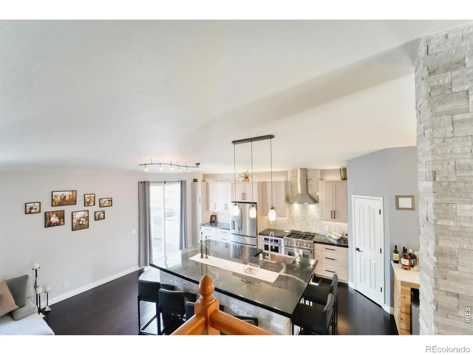 984 Glenarbor Circle Longmont CO 80504 MLS #RECIR1057142 04222026164530 1600 9