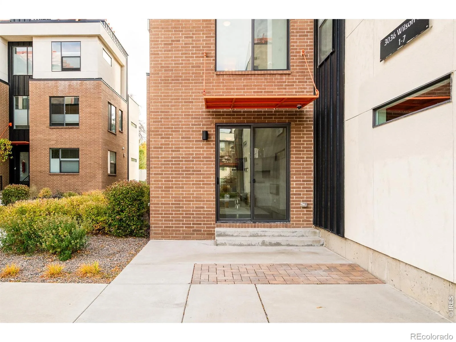 3036 Wilson Court #1 Denver CO 80205 | MLS #RECIR1057181 08222026004220 1600 31