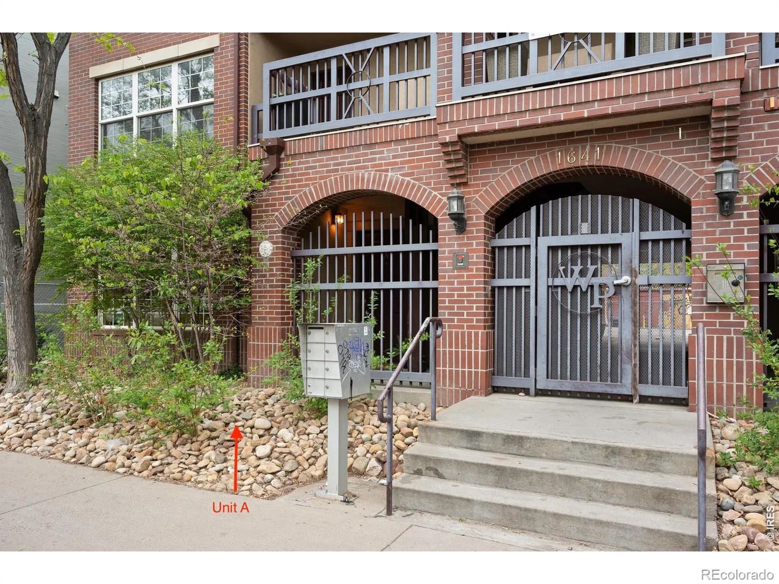 1641 N Washington Street #A Denver CO 80203 MLS #RECIR1057195 04222026214316 1600 2