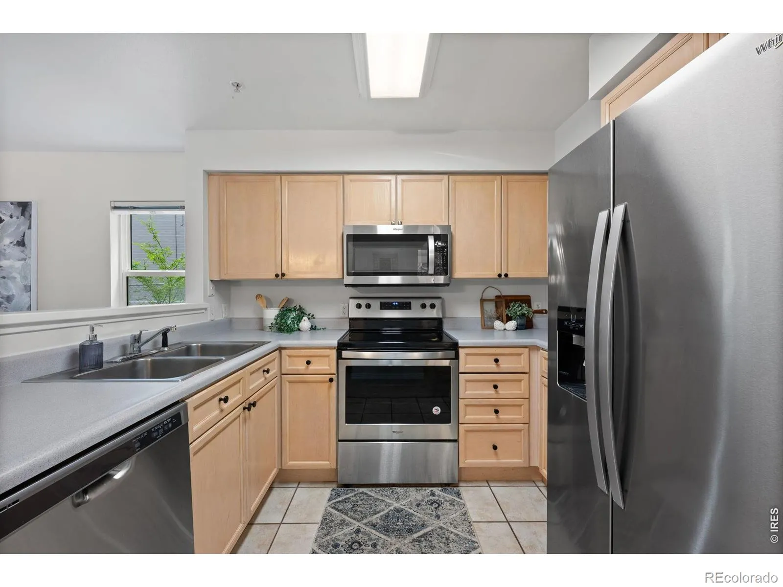 1641 N Washington Street #A Denver CO 80203 MLS #RECIR1057195 04222026214316 1600 9