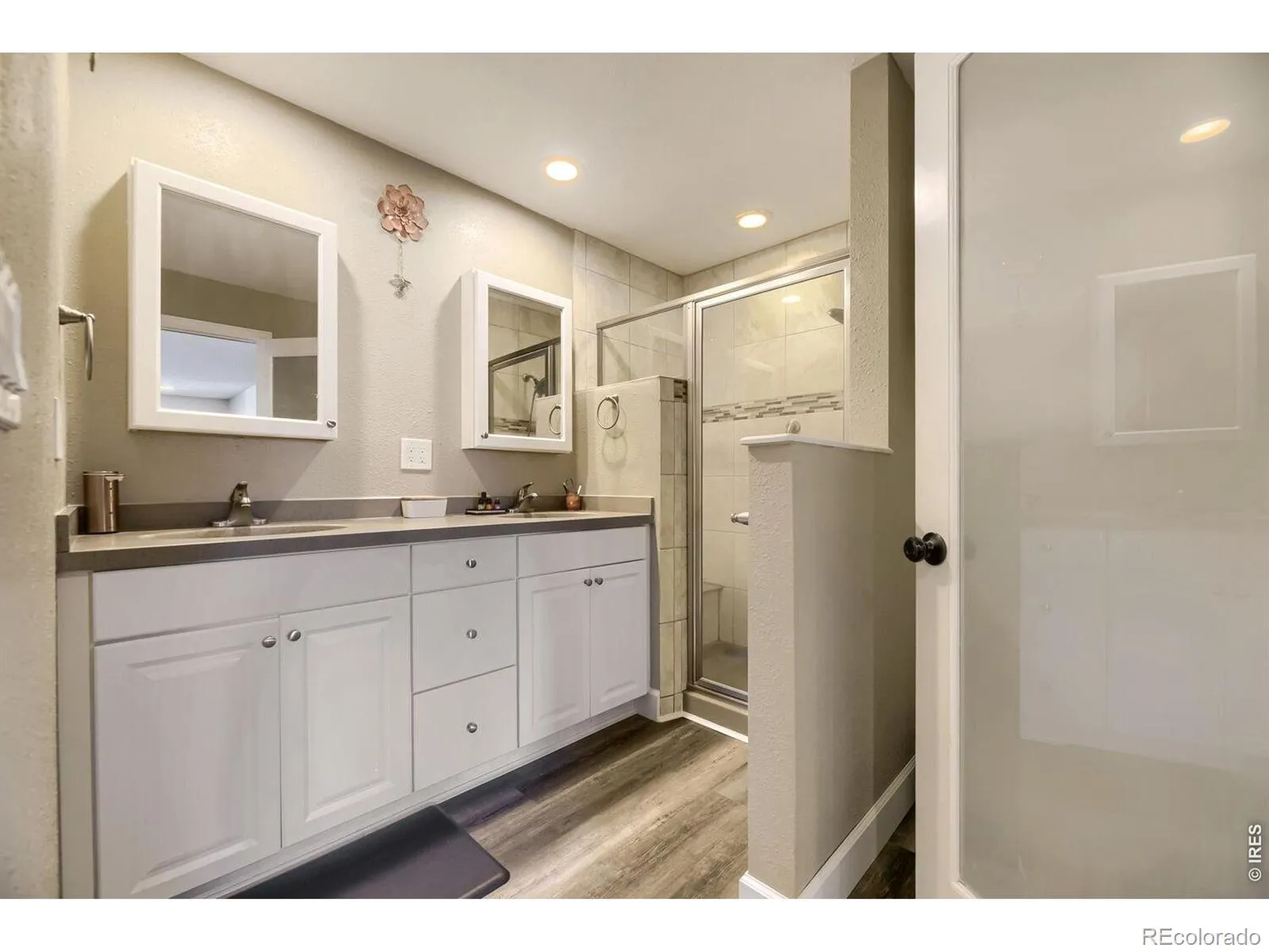 8330 Garland Drive Arvada CO 80005 MLS #RECIR1057196 04222026214057 1600 13