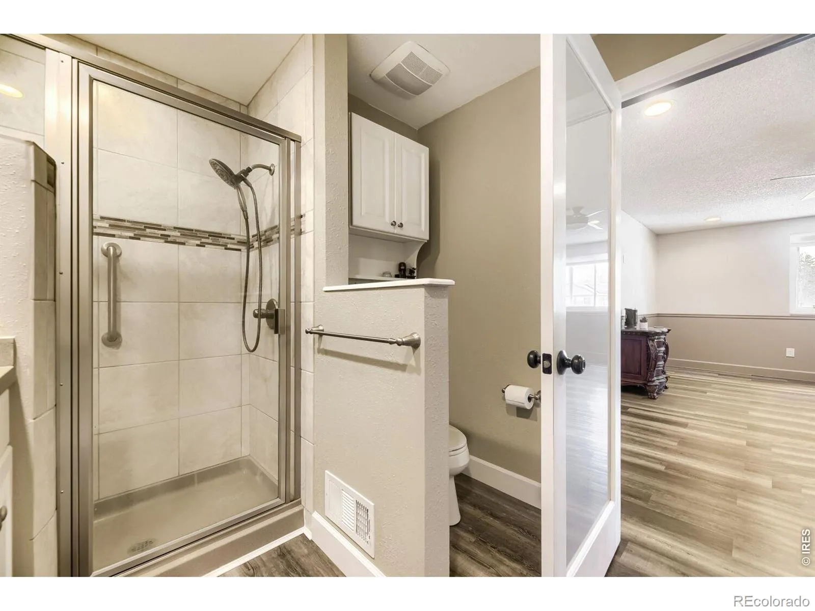 8330 Garland Drive Arvada CO 80005 MLS #RECIR1057196 04222026214057 1600 14