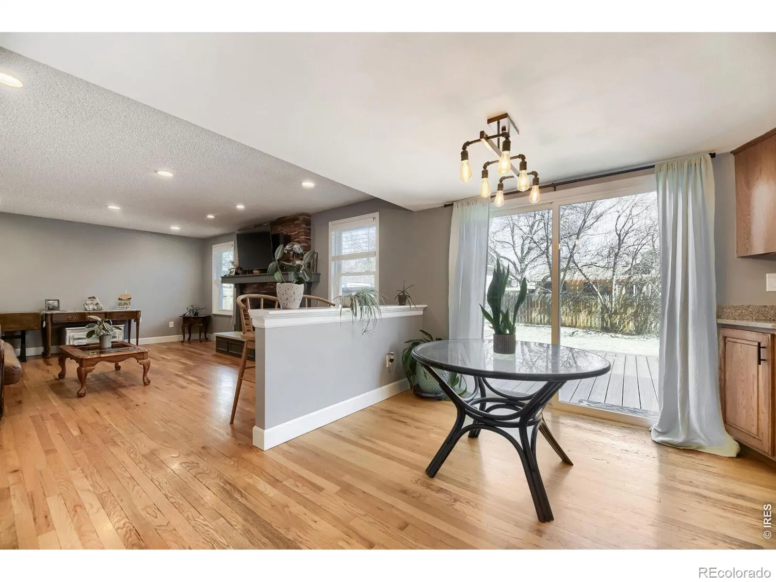 8330 Garland Drive Arvada CO 80005 MLS #RECIR1057196 04222026214057 1600 6