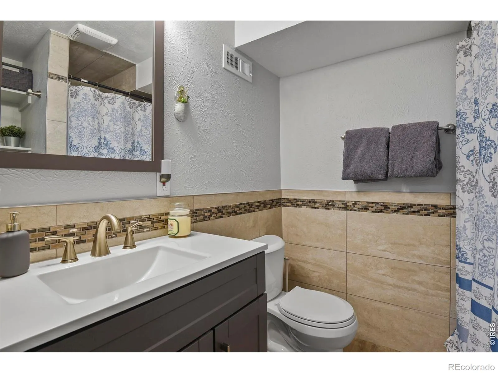 04222026222628 1600 30