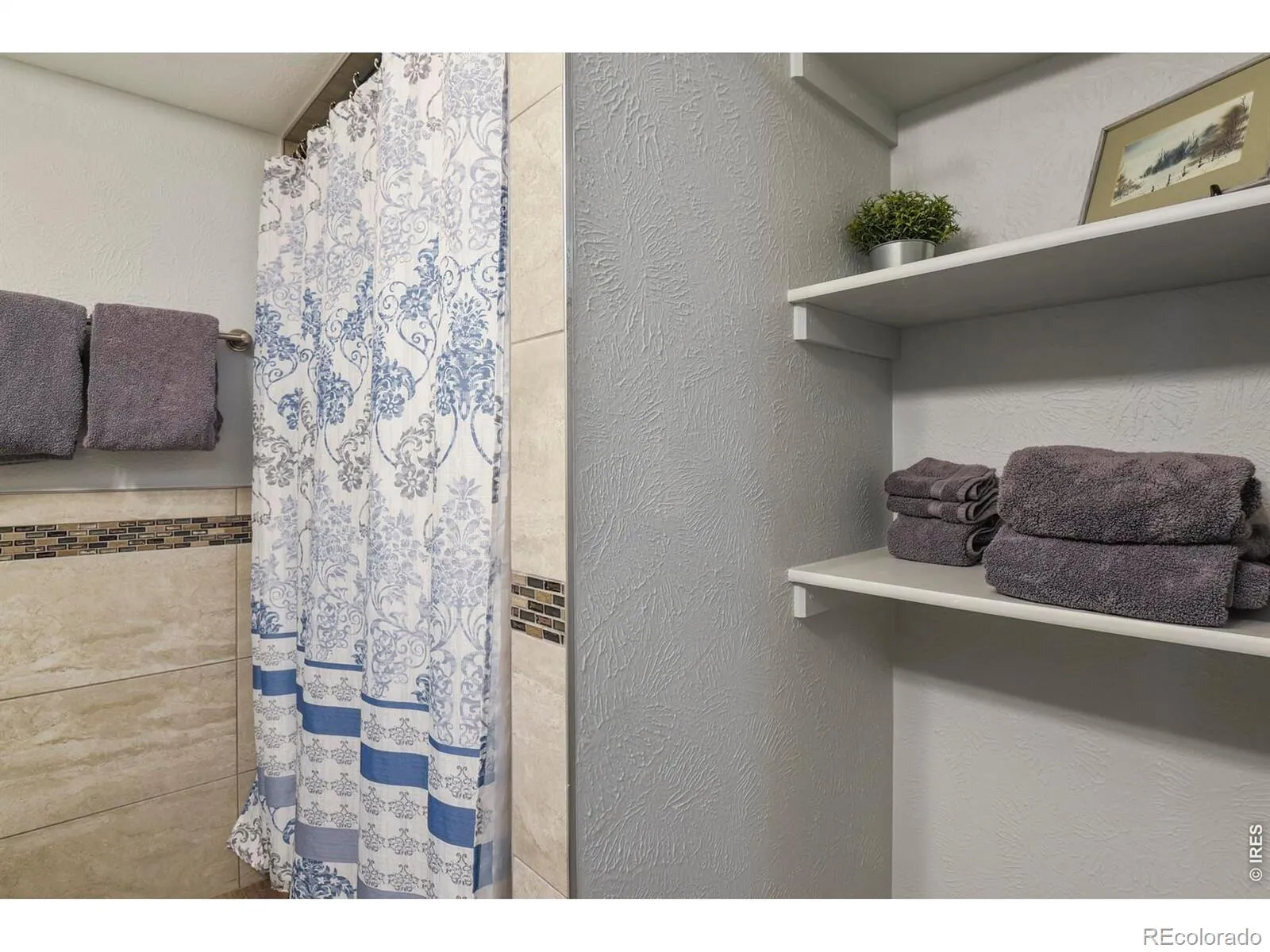 04222026222628 1600 31