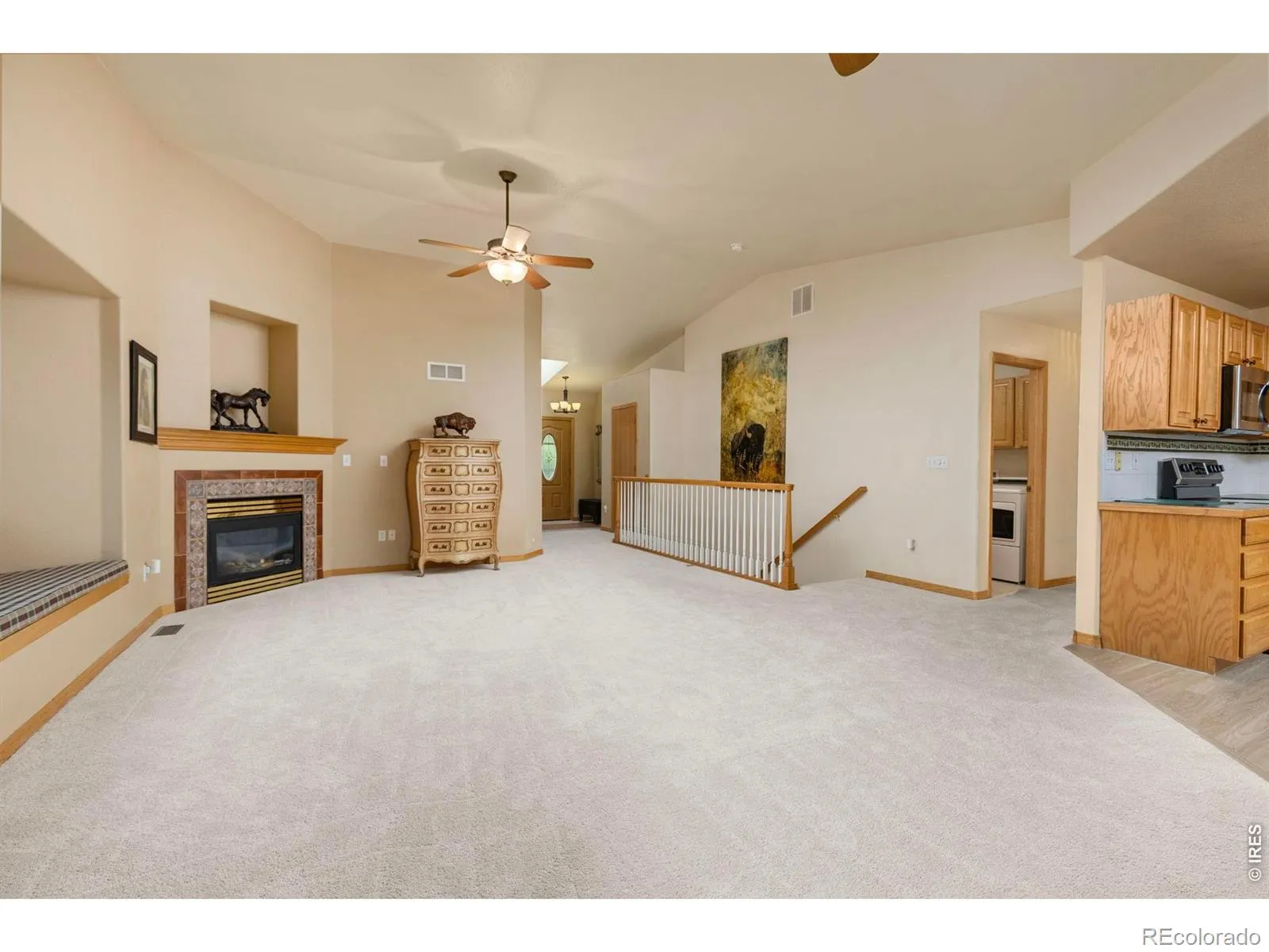 2517 Falcon Drive Longmont CO 80503 MLS #RECIR1057272 04232026172245 1600 8