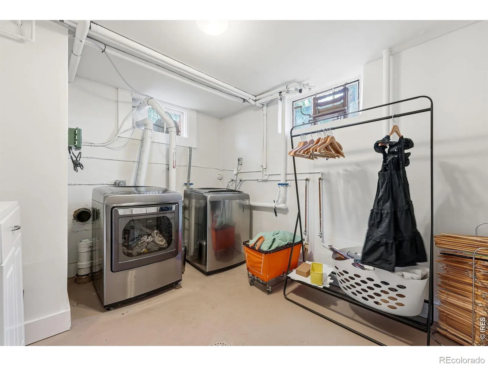 1533 Oneida Street Denver CO 80220 MLS #RECIR1057295 05232026101142 1600 36
