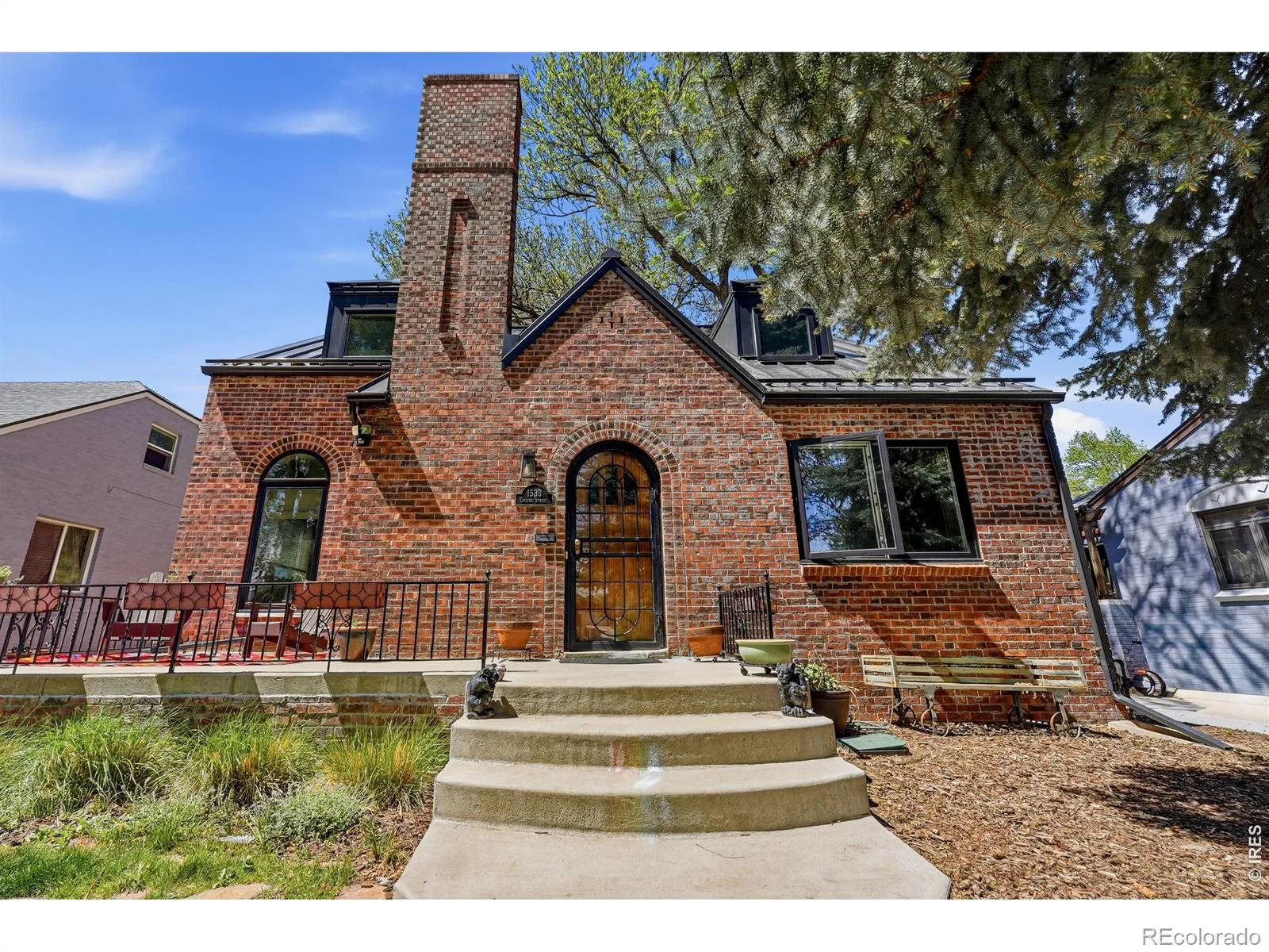 1533 Oneida Street Denver CO 80220 MLS #RECIR1057295 05232026101142 1600 8