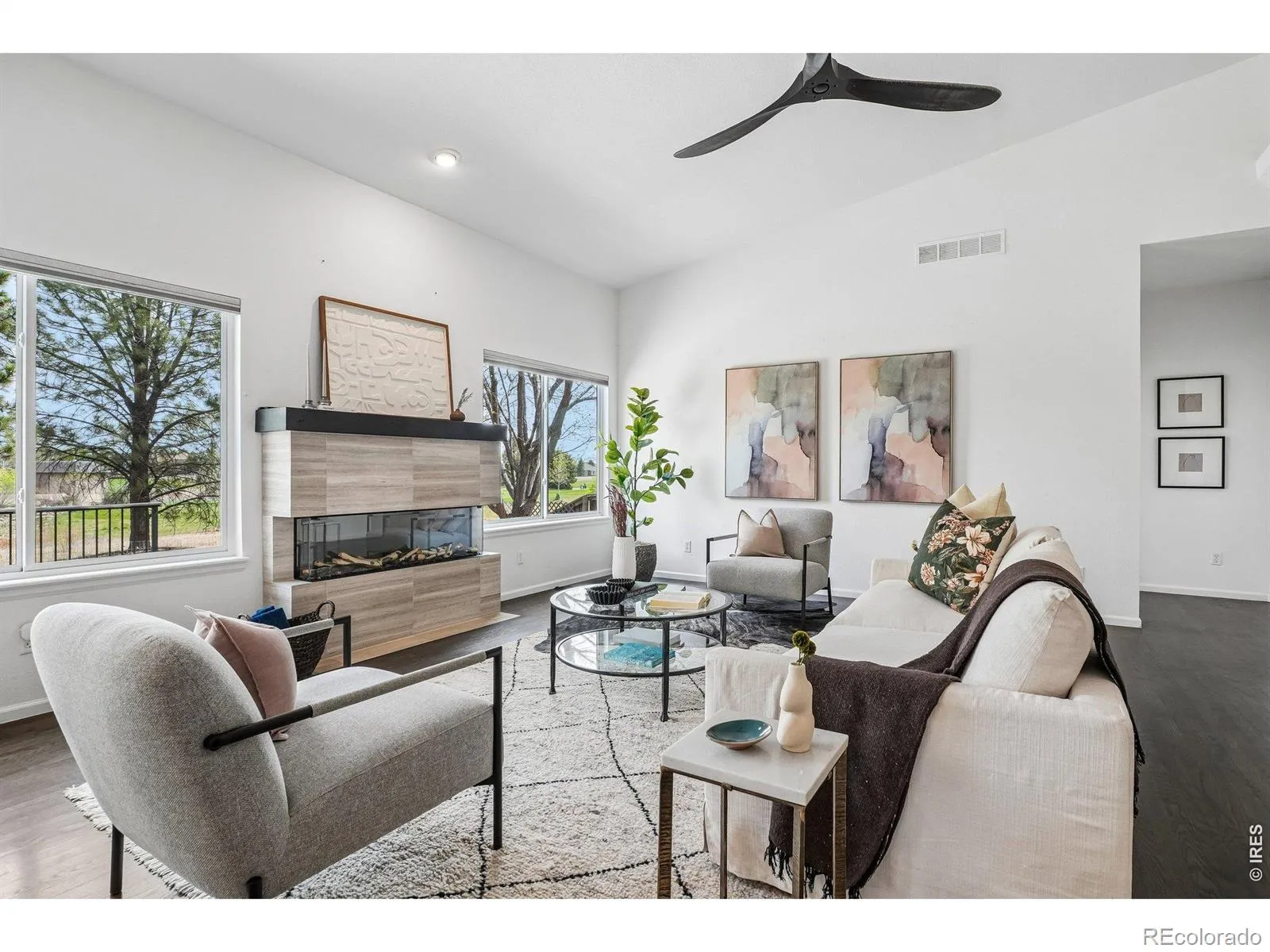 04232026205216 1600 20