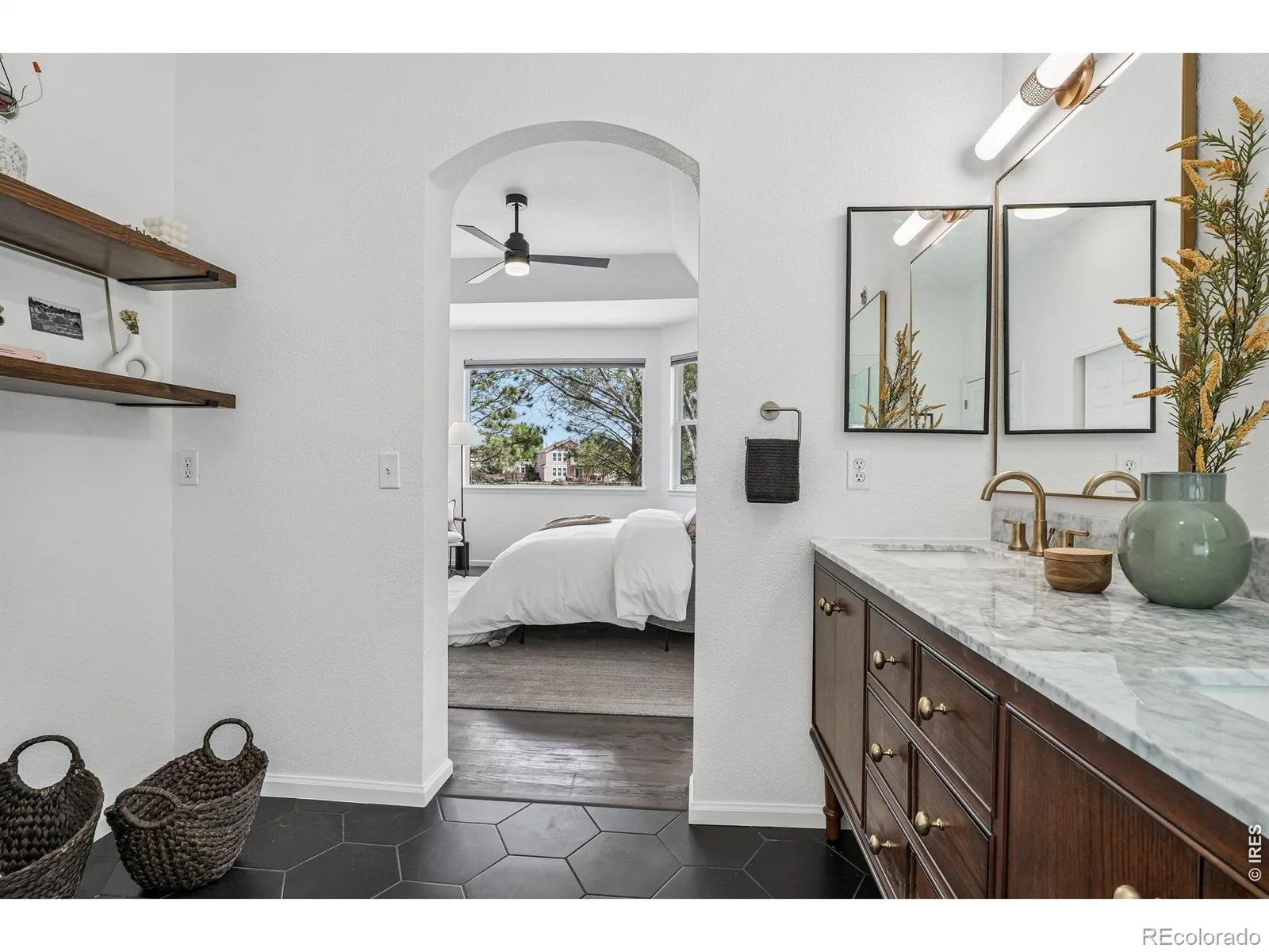 04232026205216 1600 26