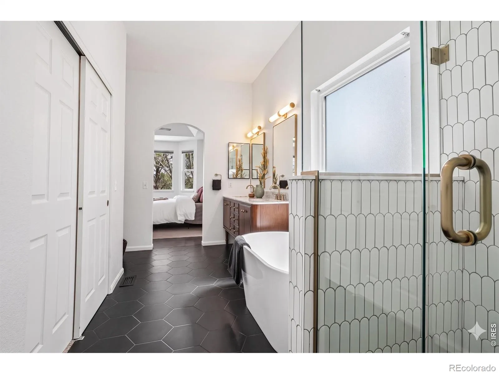 04232026205216 1600 29