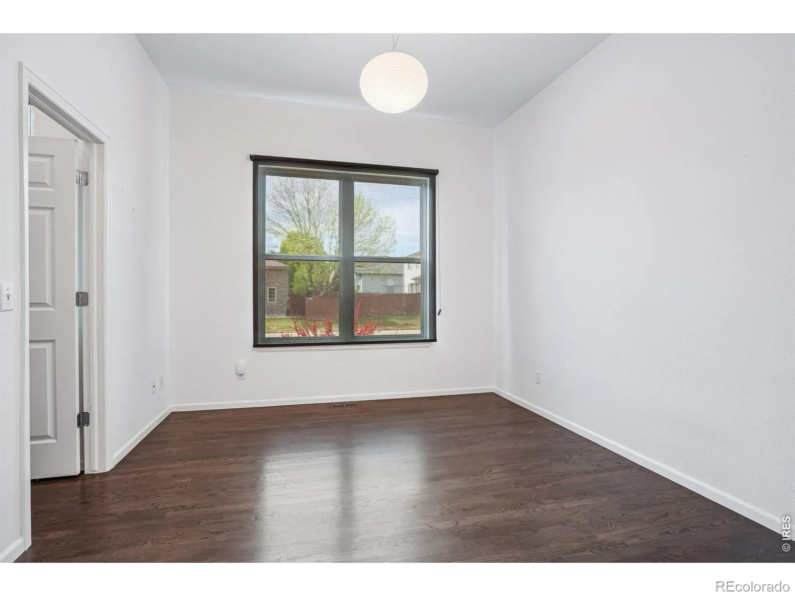 04232026205216 1600 35