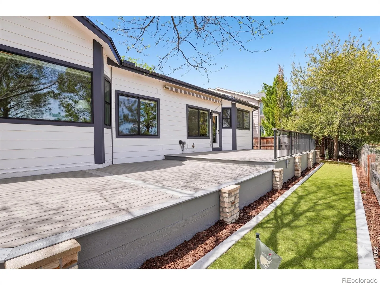 04232026205216 1600 42