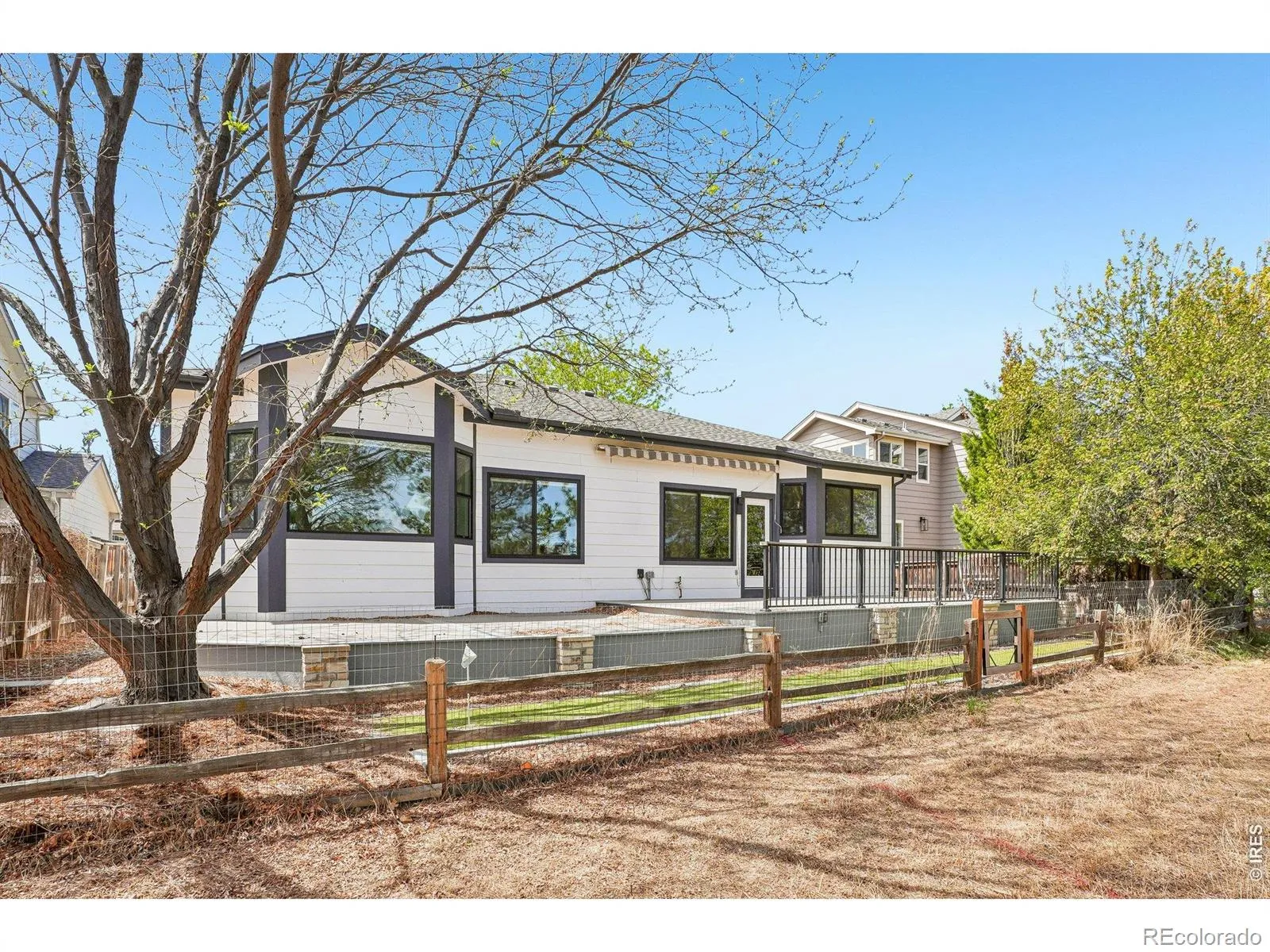 04232026205216 1600 47