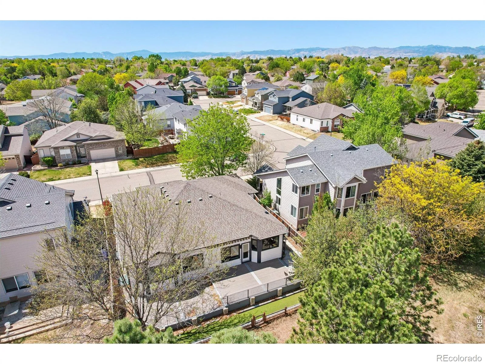 04232026205216 1600 48