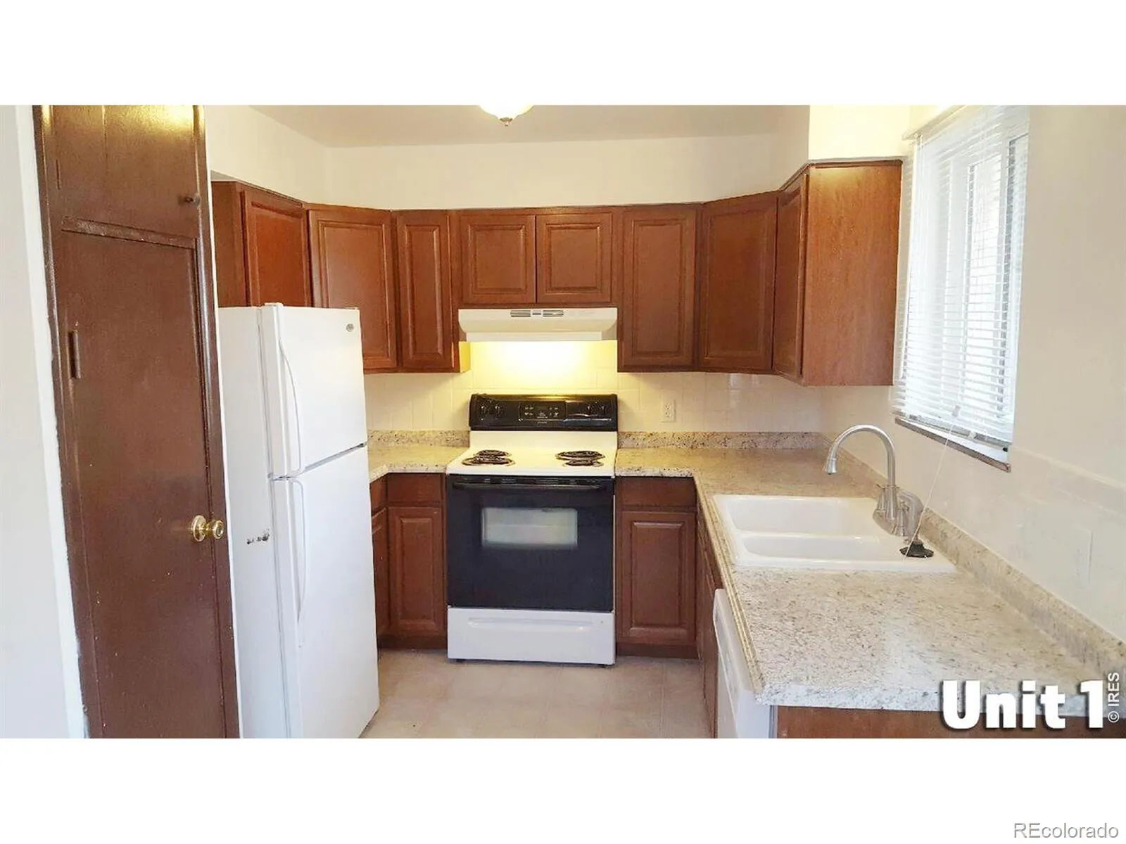 706 Darby Court Longmont CO 80501 MLS #RECIR1057412 05062026195459 1600 13