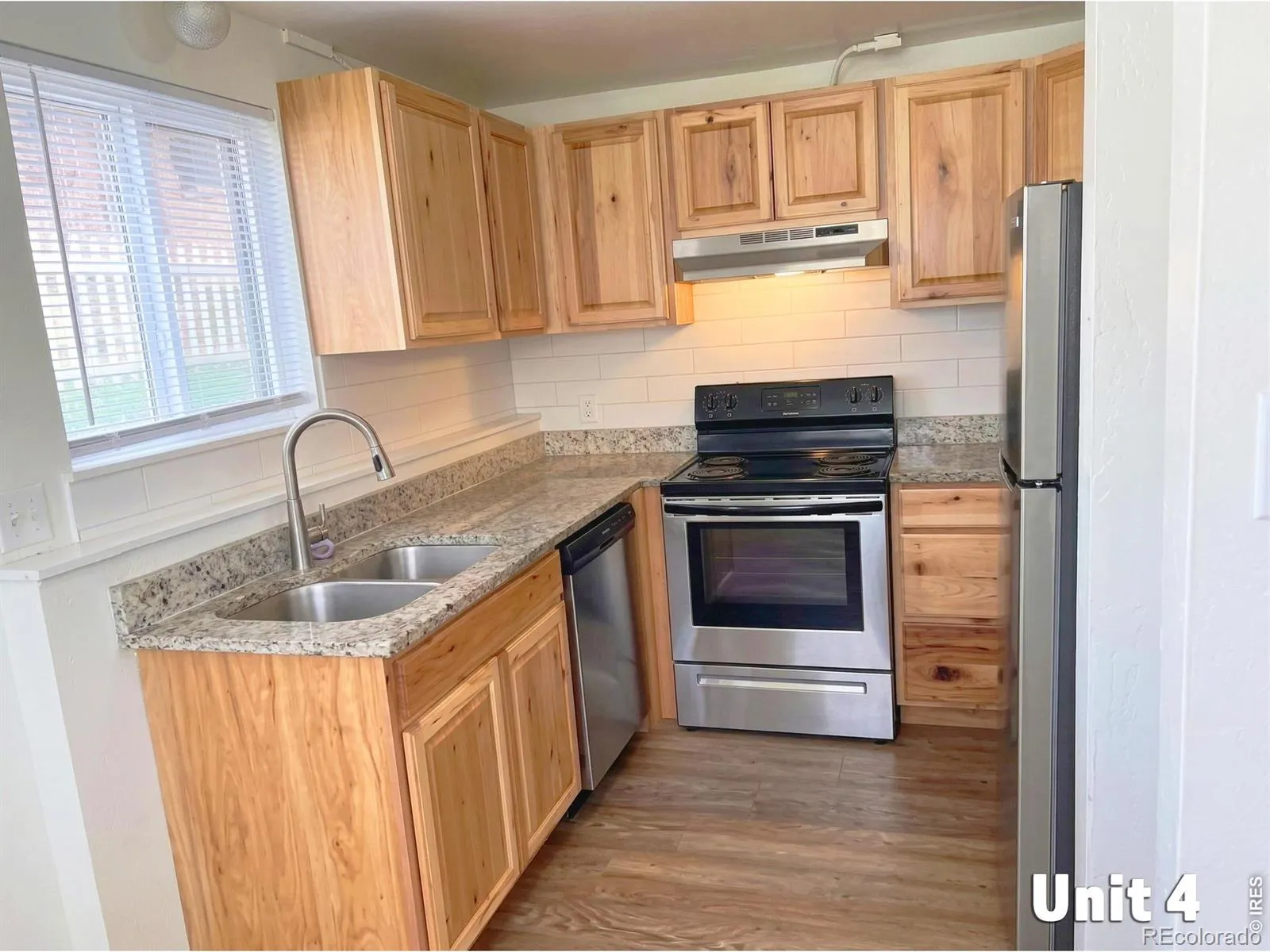706 Darby Court Longmont CO 80501 MLS #RECIR1057412 05062026195459 1600 16