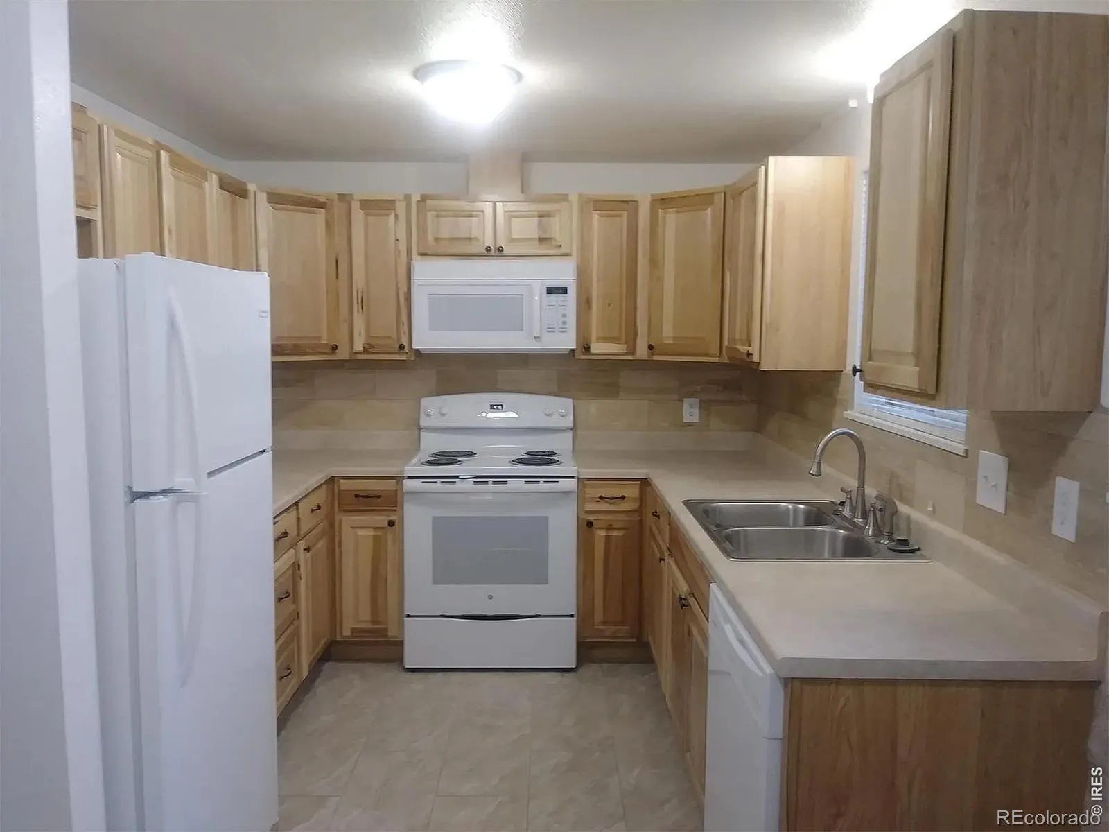 706 Darby Court Longmont CO 80501 MLS #RECIR1057412 05062026195459 1600 4