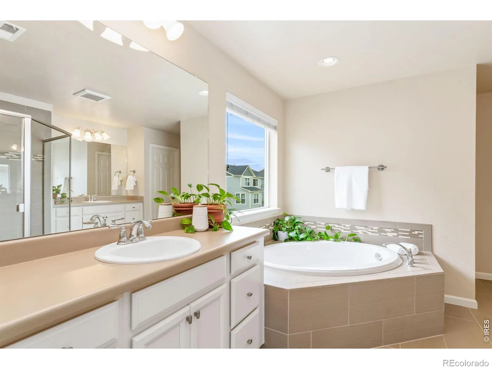 1645 Dorothy Circle Longmont CO 80503 | MLS #RECIR1057425 07272026192705 1600 29