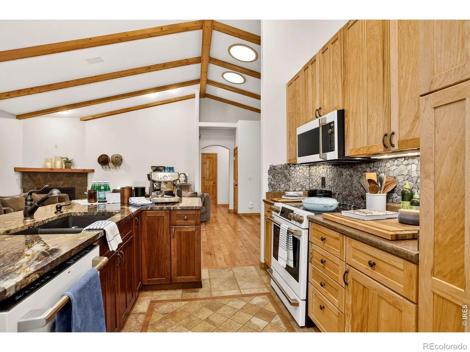 3845 Cody Street Wheat Ridge CO 80033 MLS #RECIR1057473 04282026172917 1600 9