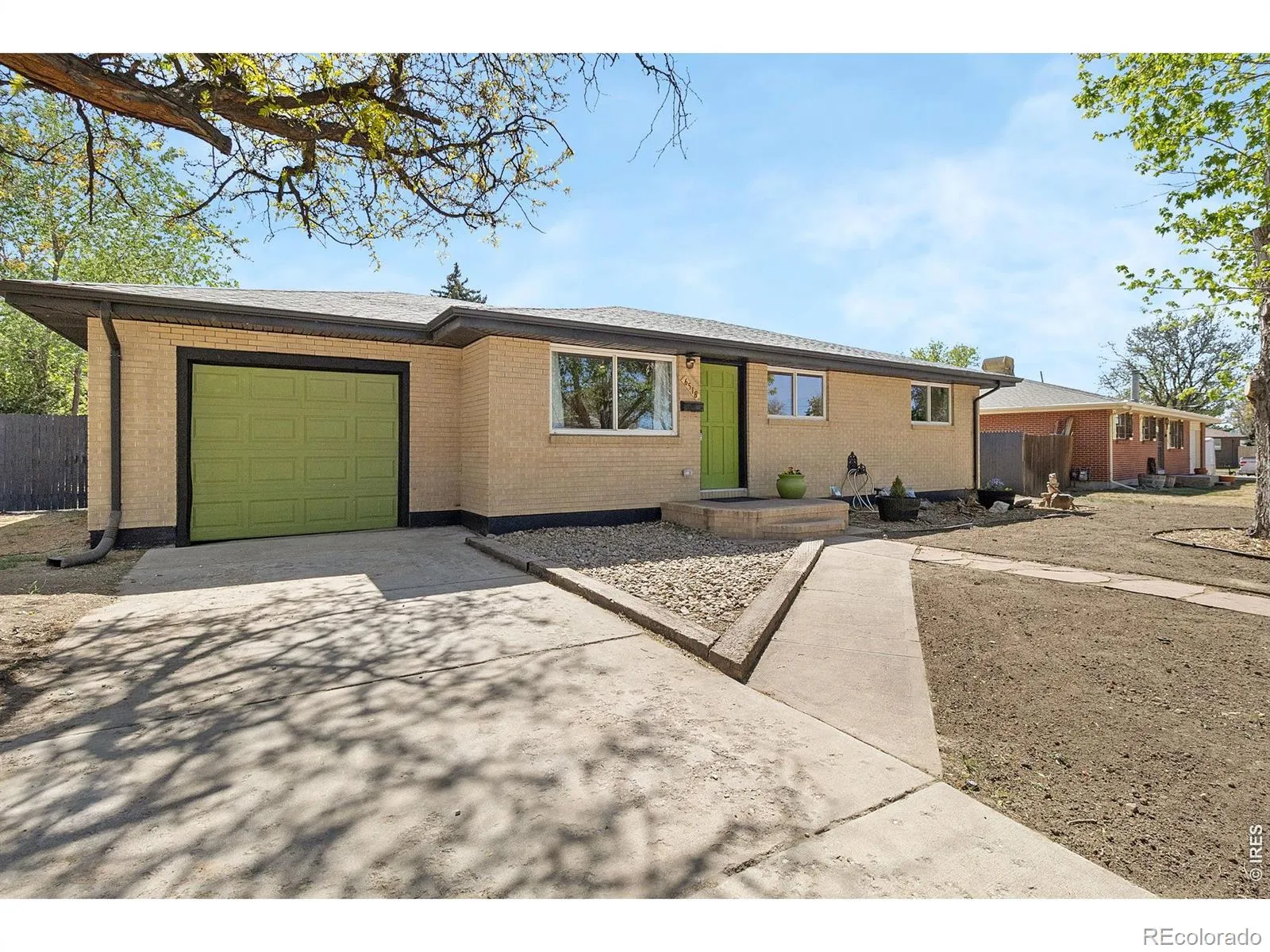 6518 Xavier Street Arvada CO 80003 MLS #RECIR1057498 05182026195241 1600 2