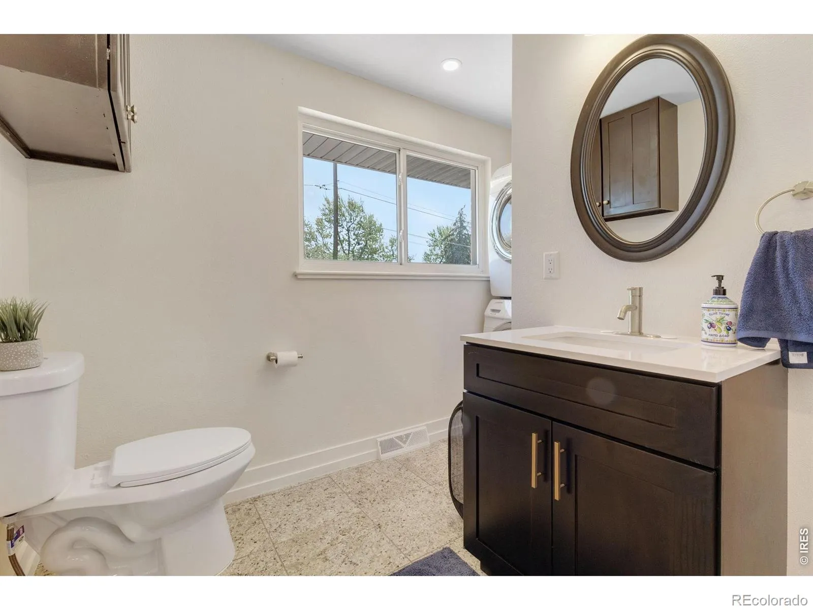 6518 Xavier Street Arvada CO 80003 MLS #RECIR1057498 05182026195241 1600 24