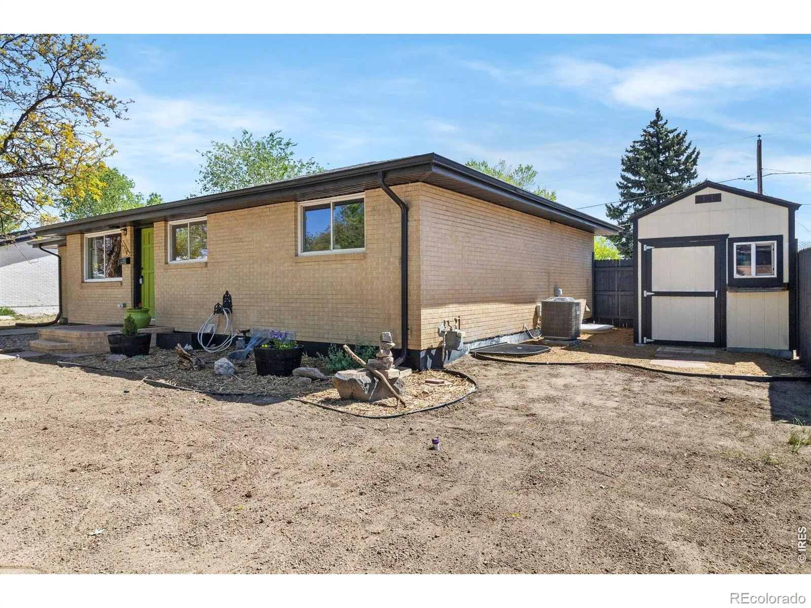6518 Xavier Street Arvada CO 80003 MLS #RECIR1057498 05182026195241 1600 40