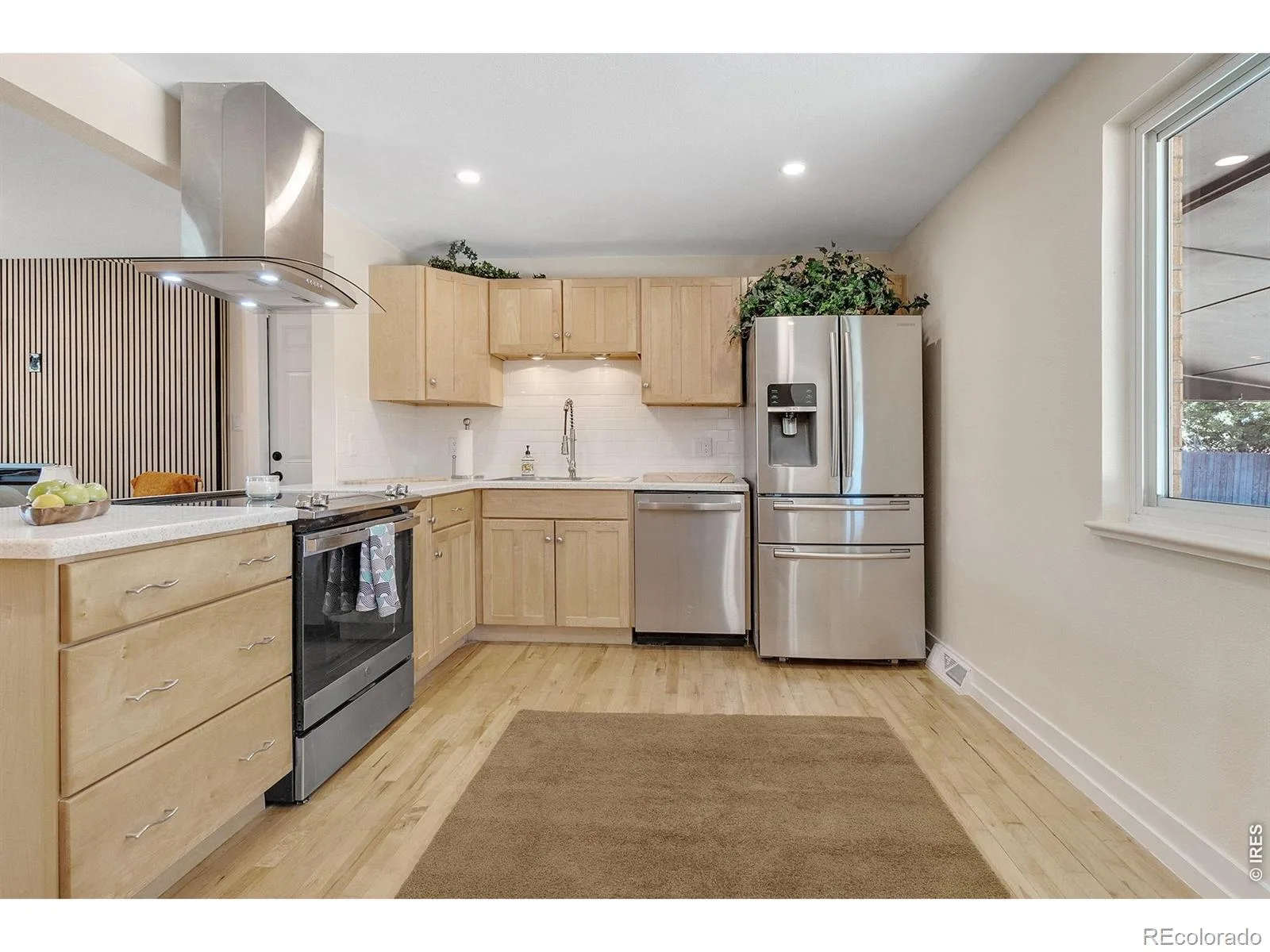 6518 Xavier Street Arvada CO 80003 MLS #RECIR1057498 06172026004018 1600 21