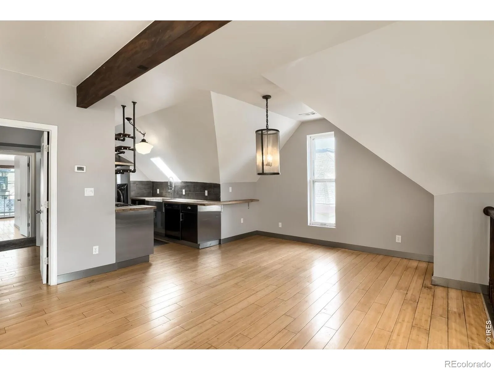 2929 Curtis Street Denver CO 80205 MLS #RECIR1057526 05212026005513 1600 23