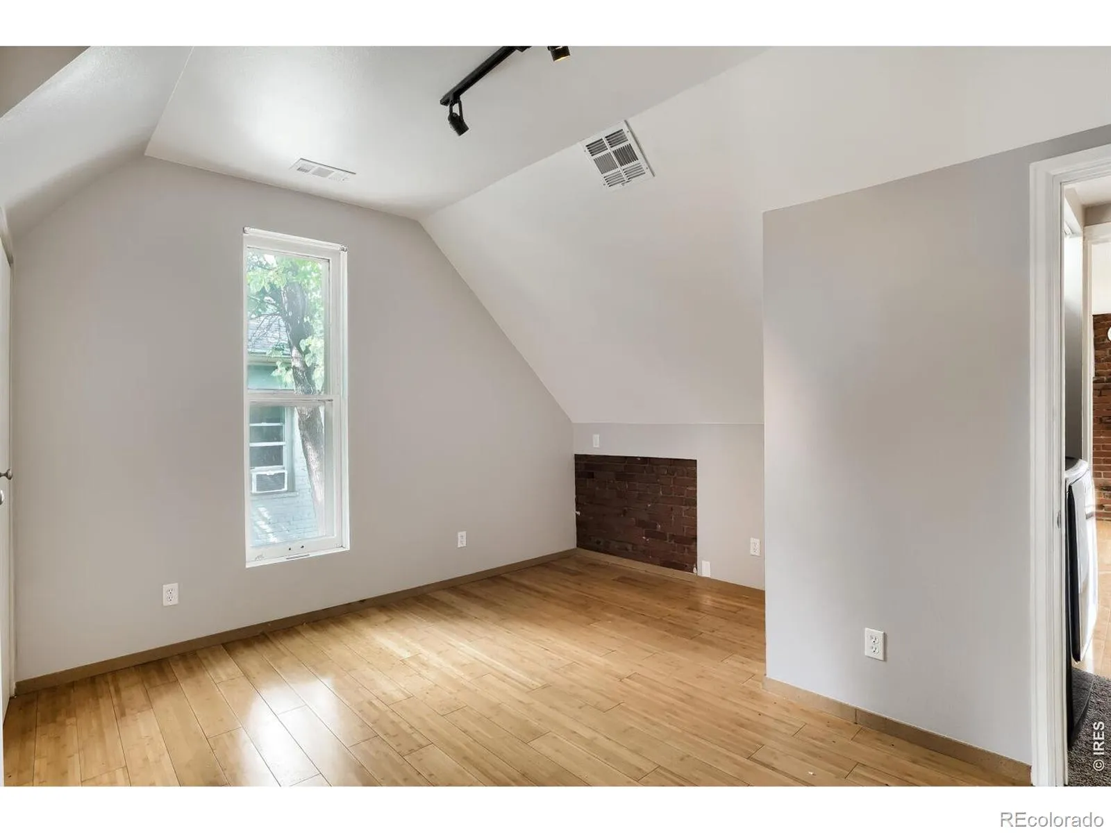 2929 Curtis Street Denver CO 80205 MLS #RECIR1057526 05212026005513 1600 25