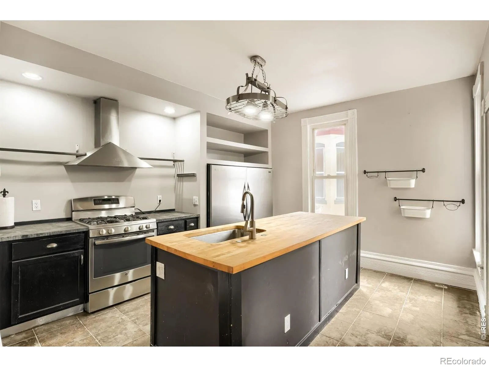 2929 Curtis Street Denver CO 80205 MLS #RECIR1057526 05212026005513 1600 7