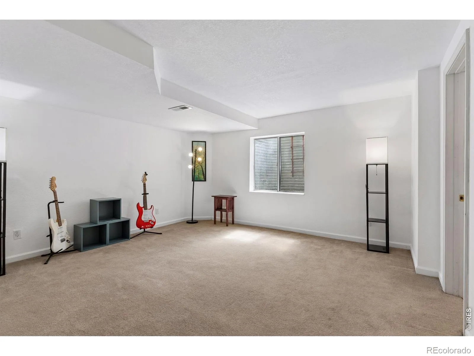 1421 Sorrel Court Longmont CO 80504 MLS #RECIR1057567 04272026190832 1600 28