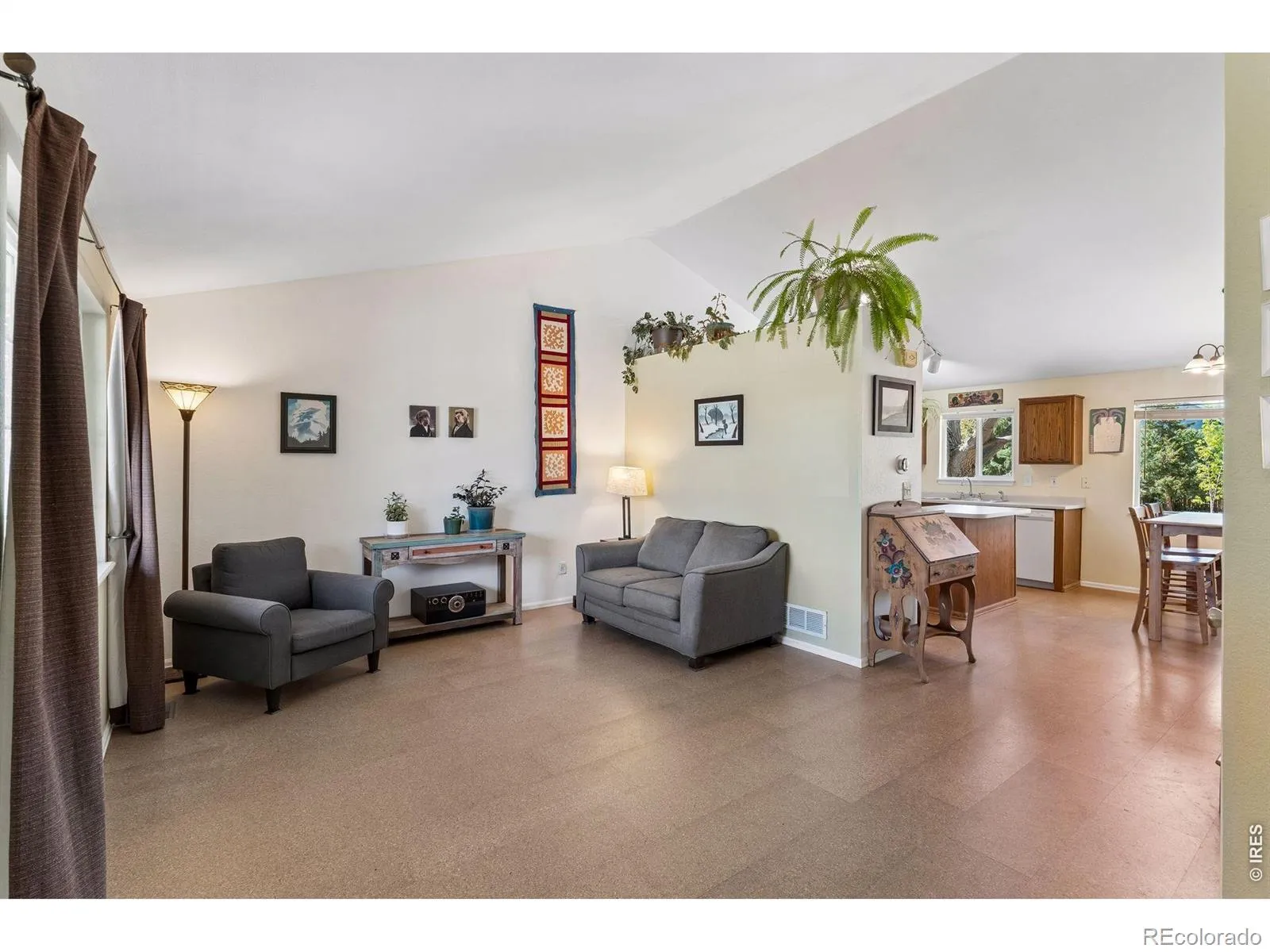 1421 Sorrel Court Longmont CO 80504 MLS #RECIR1057567 04272026190832 1600 5