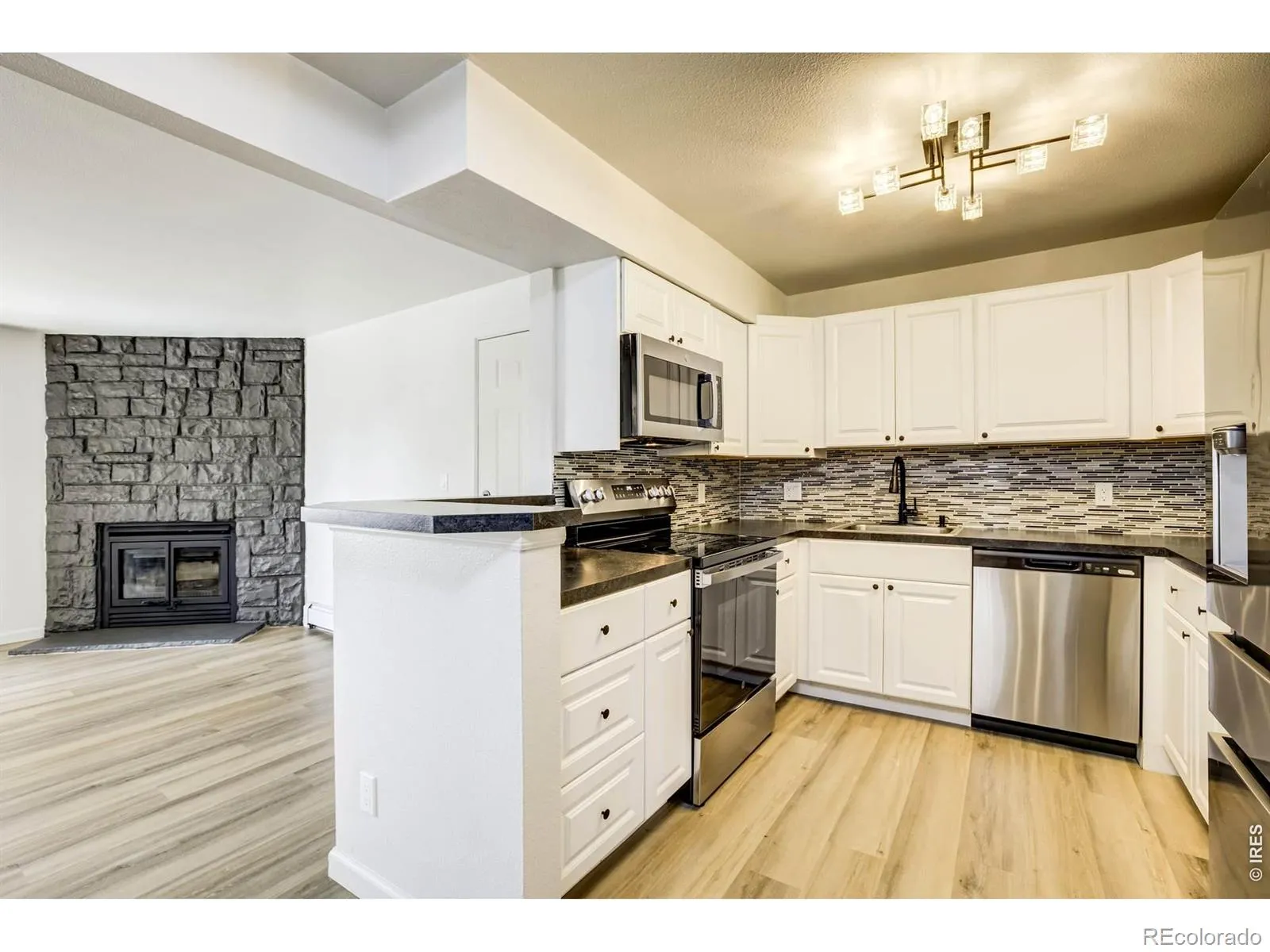 10150 E Virginia Avenue #19-208 Denver CO 80247 MLS #RECIR1057578 04272026213931 1600 1