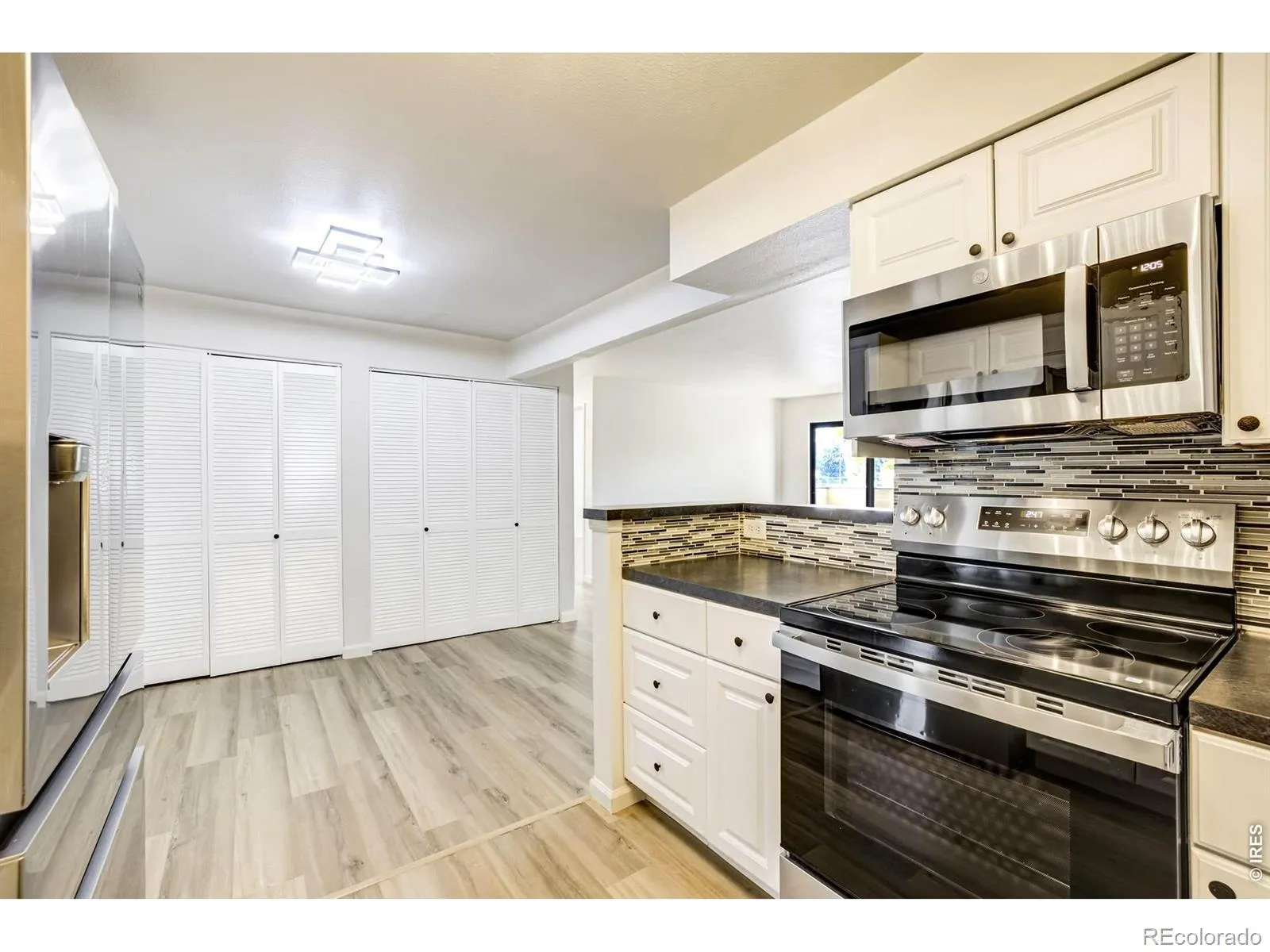 10150 E Virginia Avenue #19-208 Denver CO 80247 MLS #RECIR1057578 04272026213931 1600 21