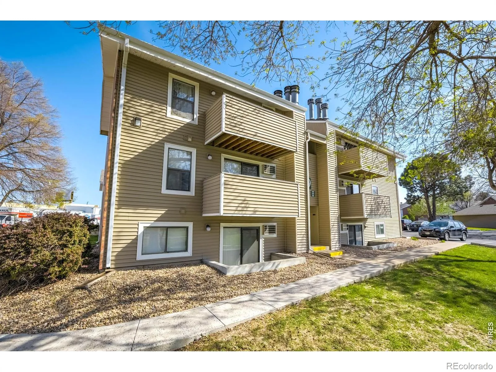10150 E Virginia Avenue #19-208 Denver CO 80247 MLS #RECIR1057578 04272026213931 1600 3