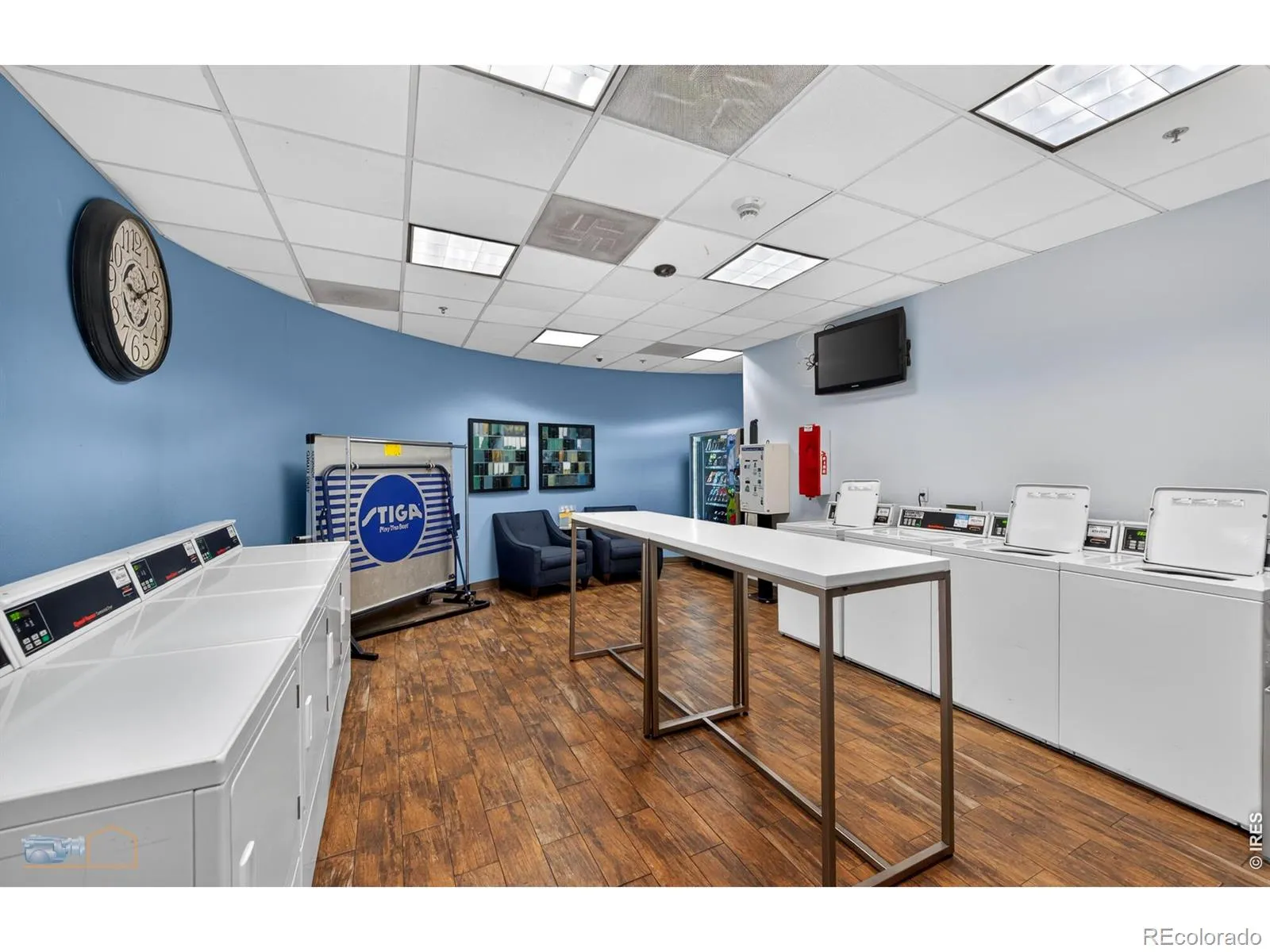 100 Park W Avenue #1305 Denver CO 80205 MLS #RECIR1057596 04272026233432 1600 37