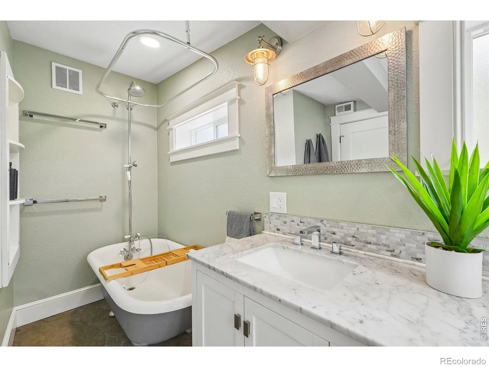 205 5th Avenue Longmont CO 80501 MLS #RECIR1057622 04282026163447 1600 21