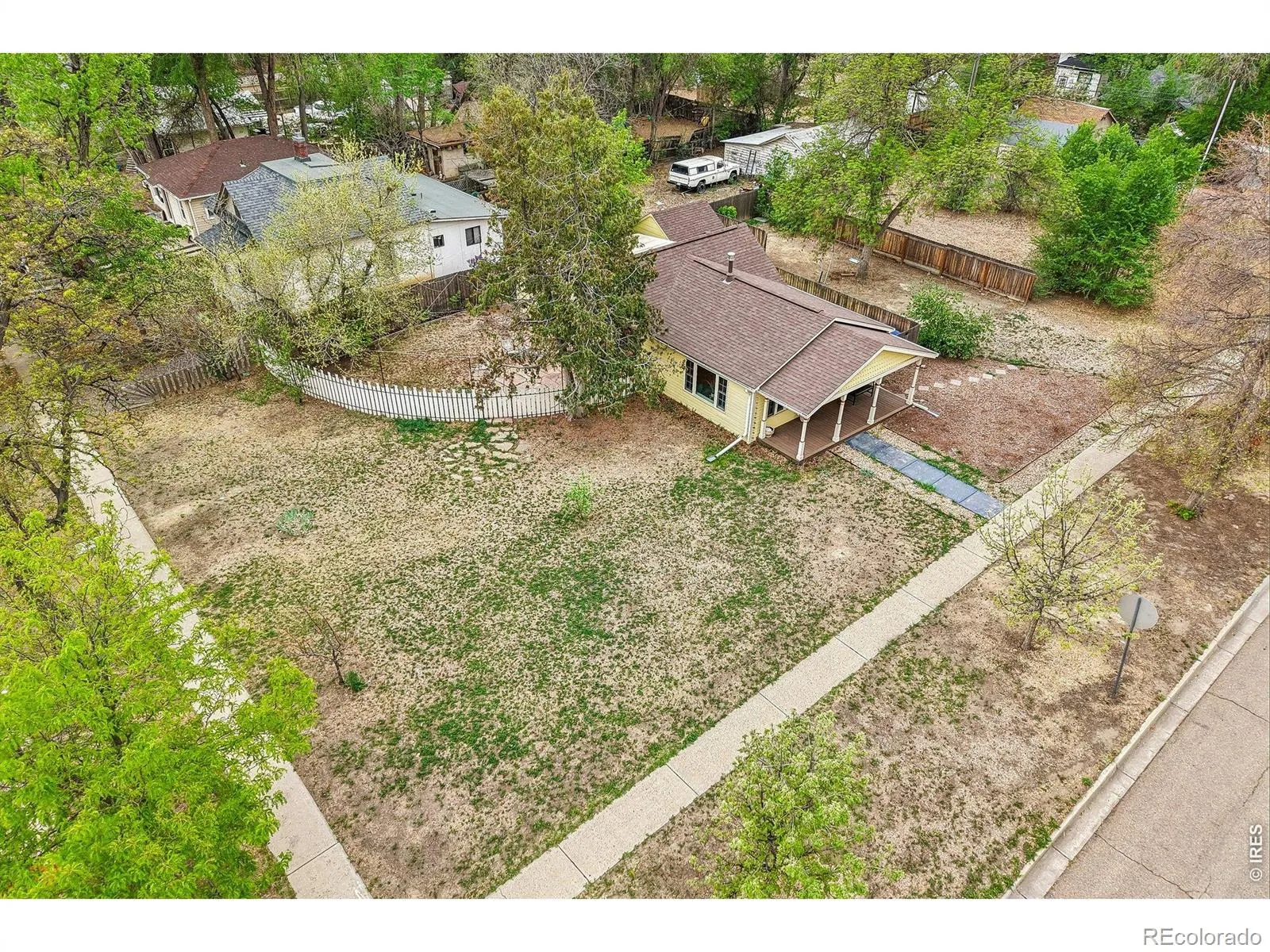 205 5th Avenue Longmont CO 80501 MLS #RECIR1057622 04282026163447 1600 38