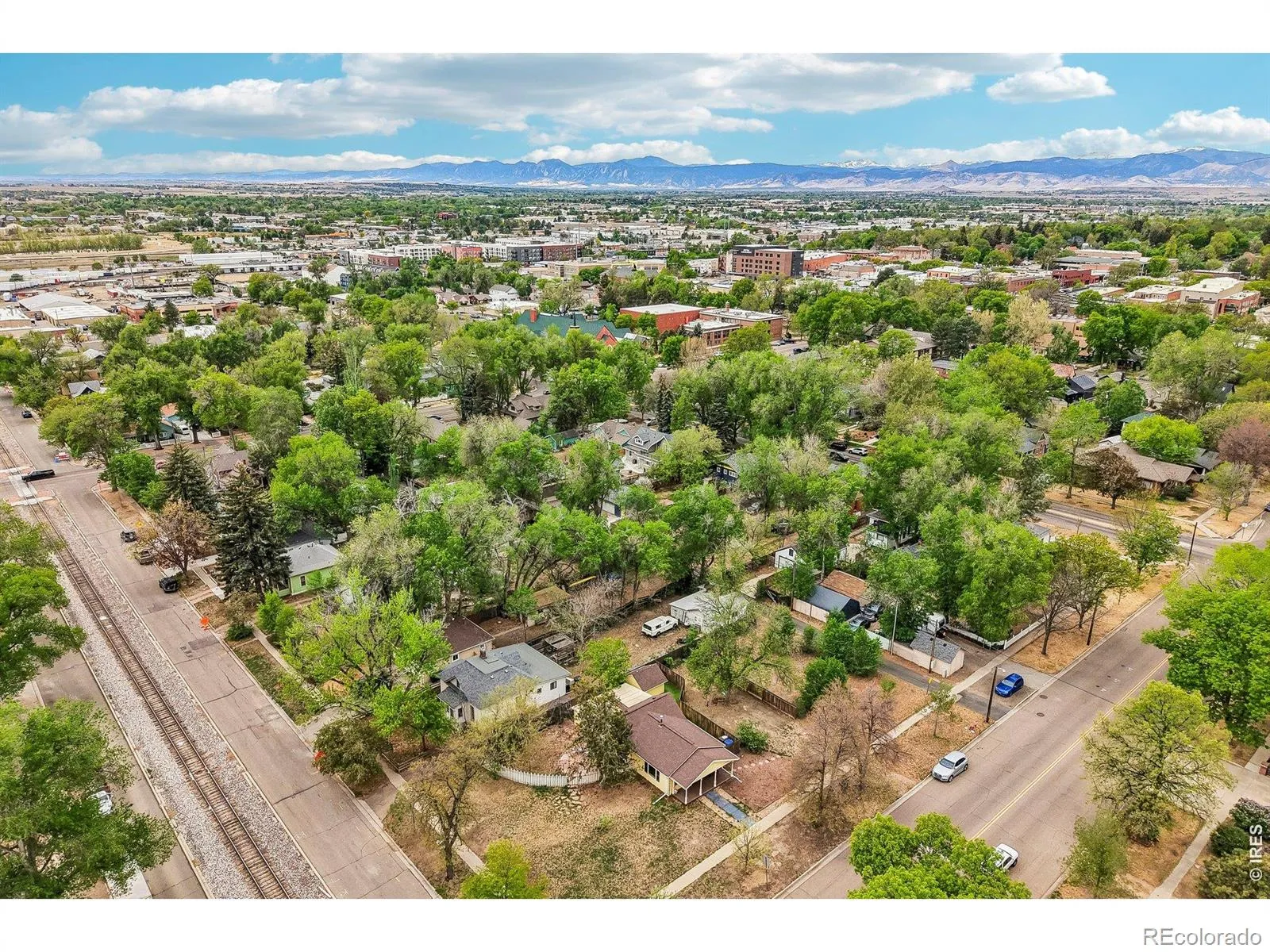 205 5th Avenue Longmont CO 80501 MLS #RECIR1057622 04282026163447 1600 39