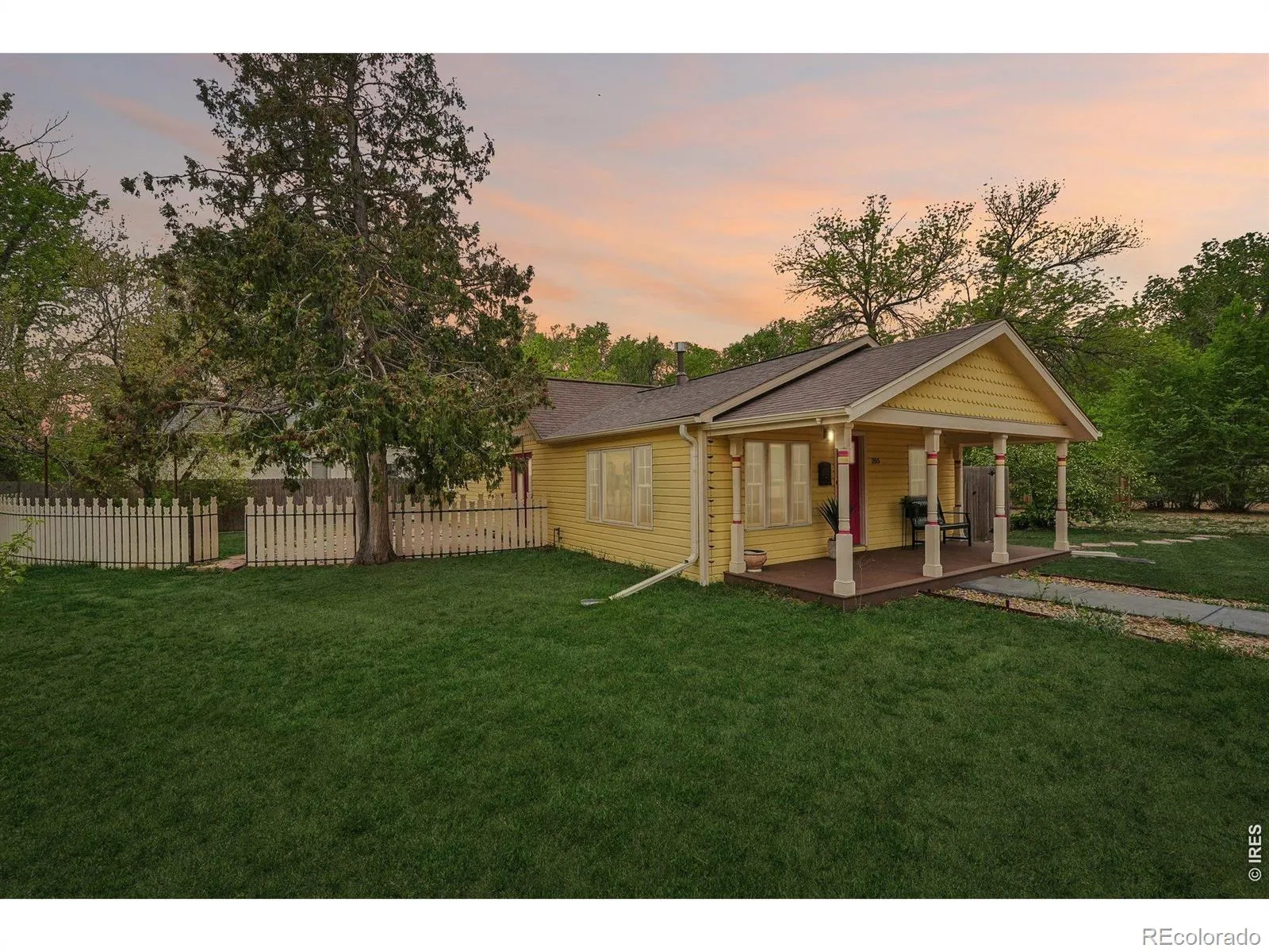 205 5th Avenue Longmont CO 80501 MLS #RECIR1057622 04282026163447 1600 41
