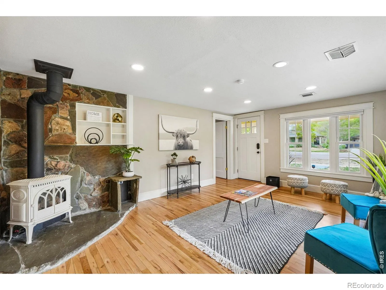 205 5th Avenue Longmont CO 80501 MLS #RECIR1057622 04282026163447 1600 8